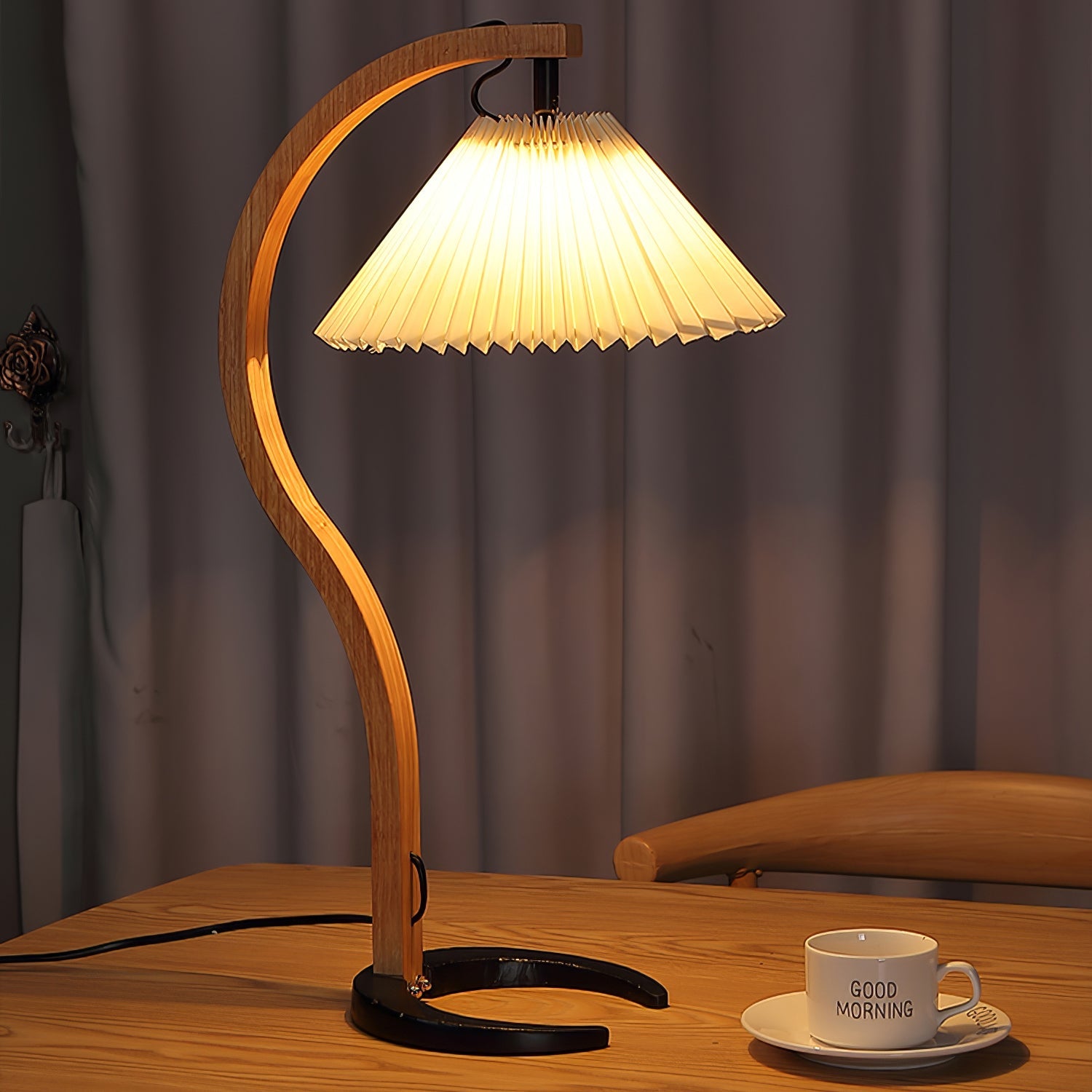 Caprani Wooden Table Lamp - Lumpaz