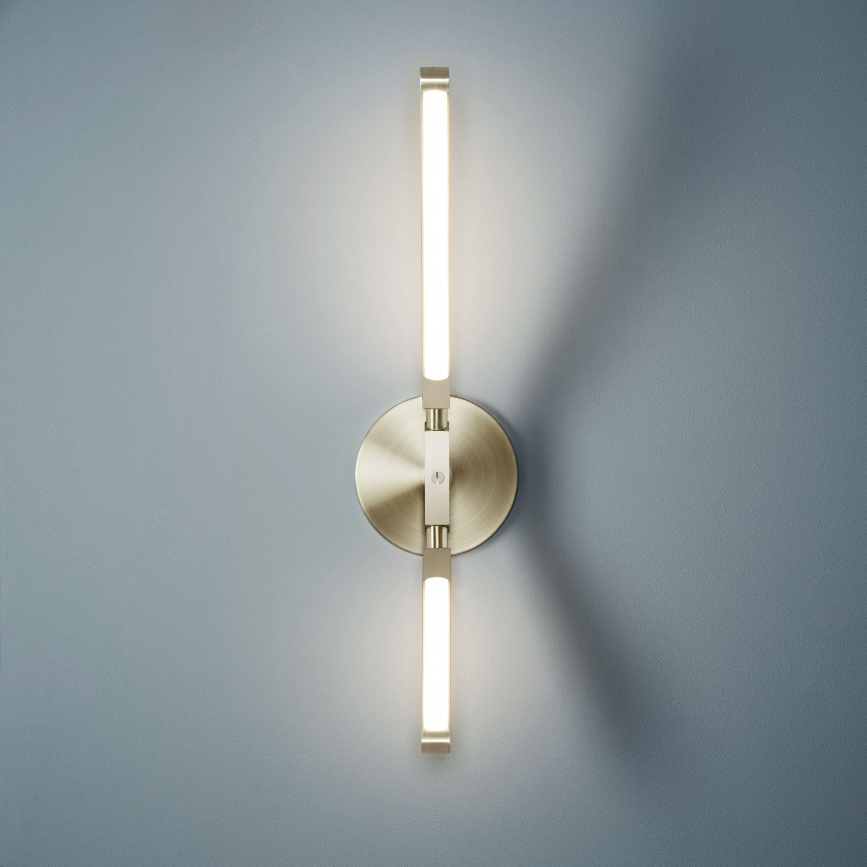 Pris K Wall Lamp - Lumpaz