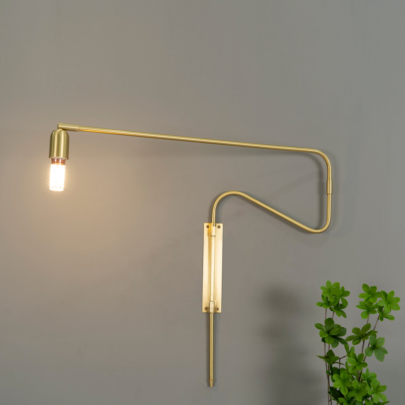 Swing Wall Lamp - Lumpaz
