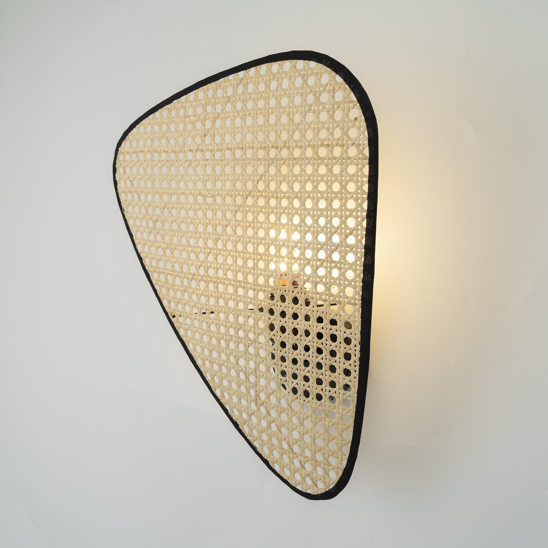 Screen Cannage Wall Lamp - Lumpaz