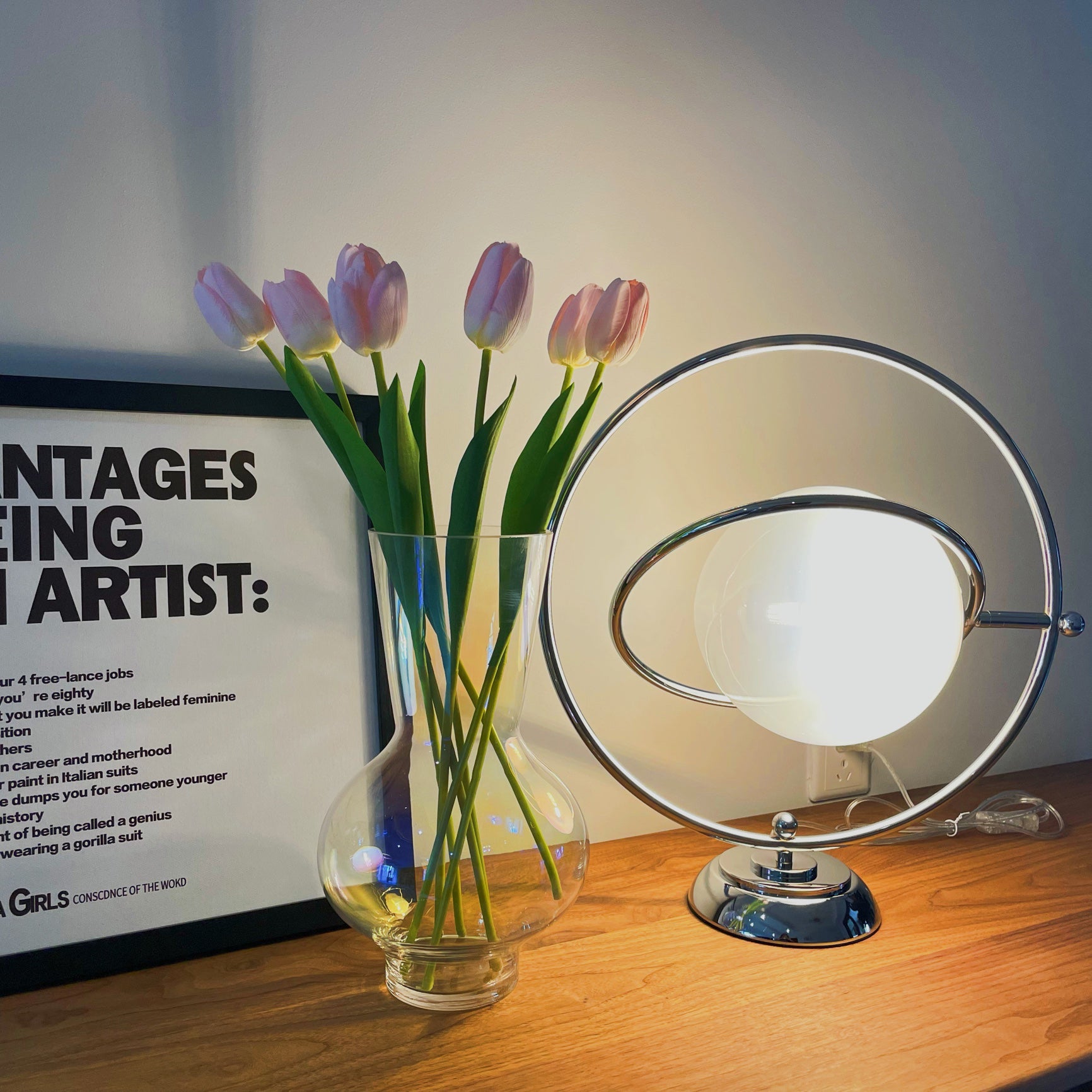 Planet Table Lamp - Lumpaz