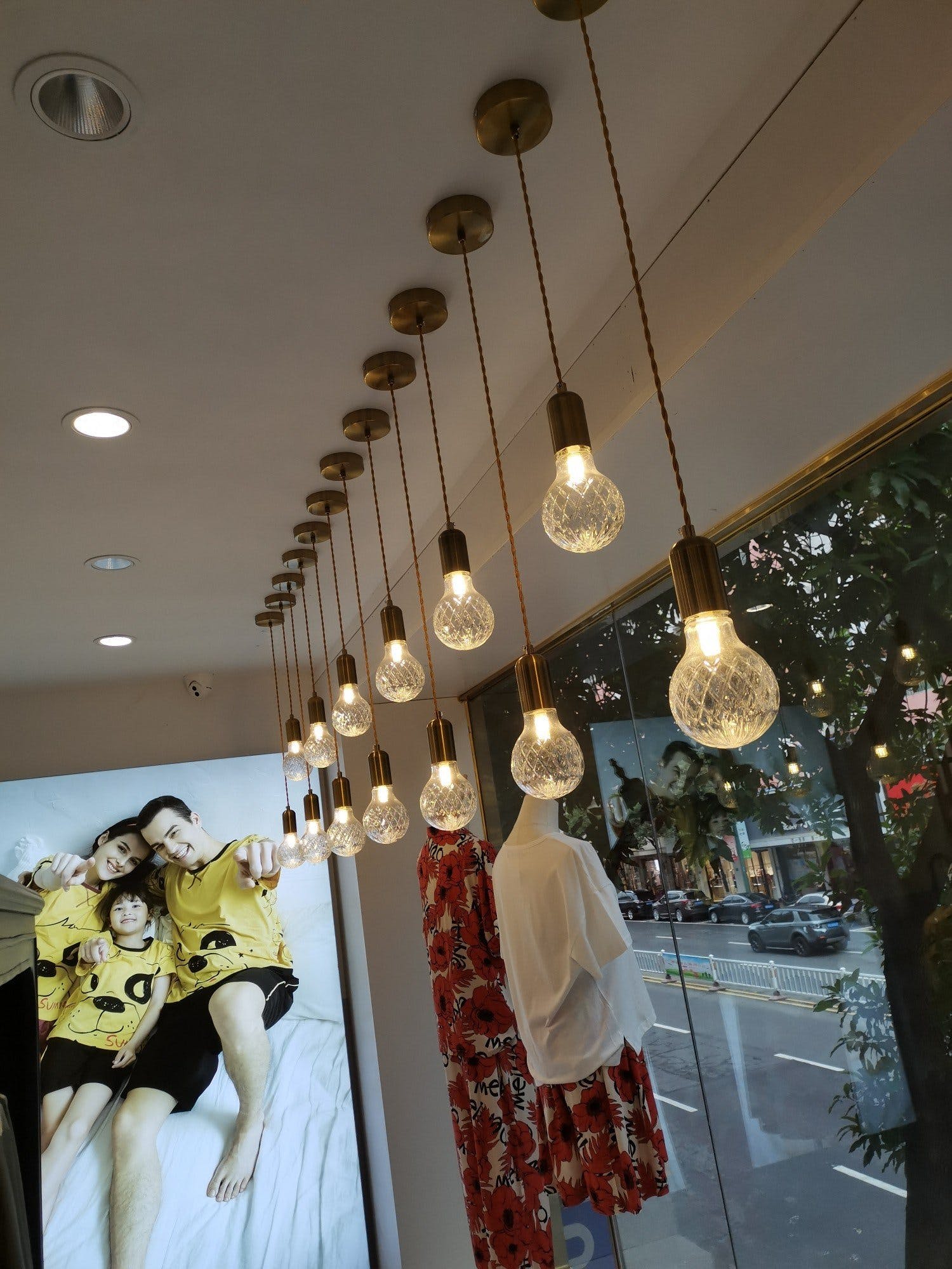 Crystal Bulb Pendant Light - Lumpaz