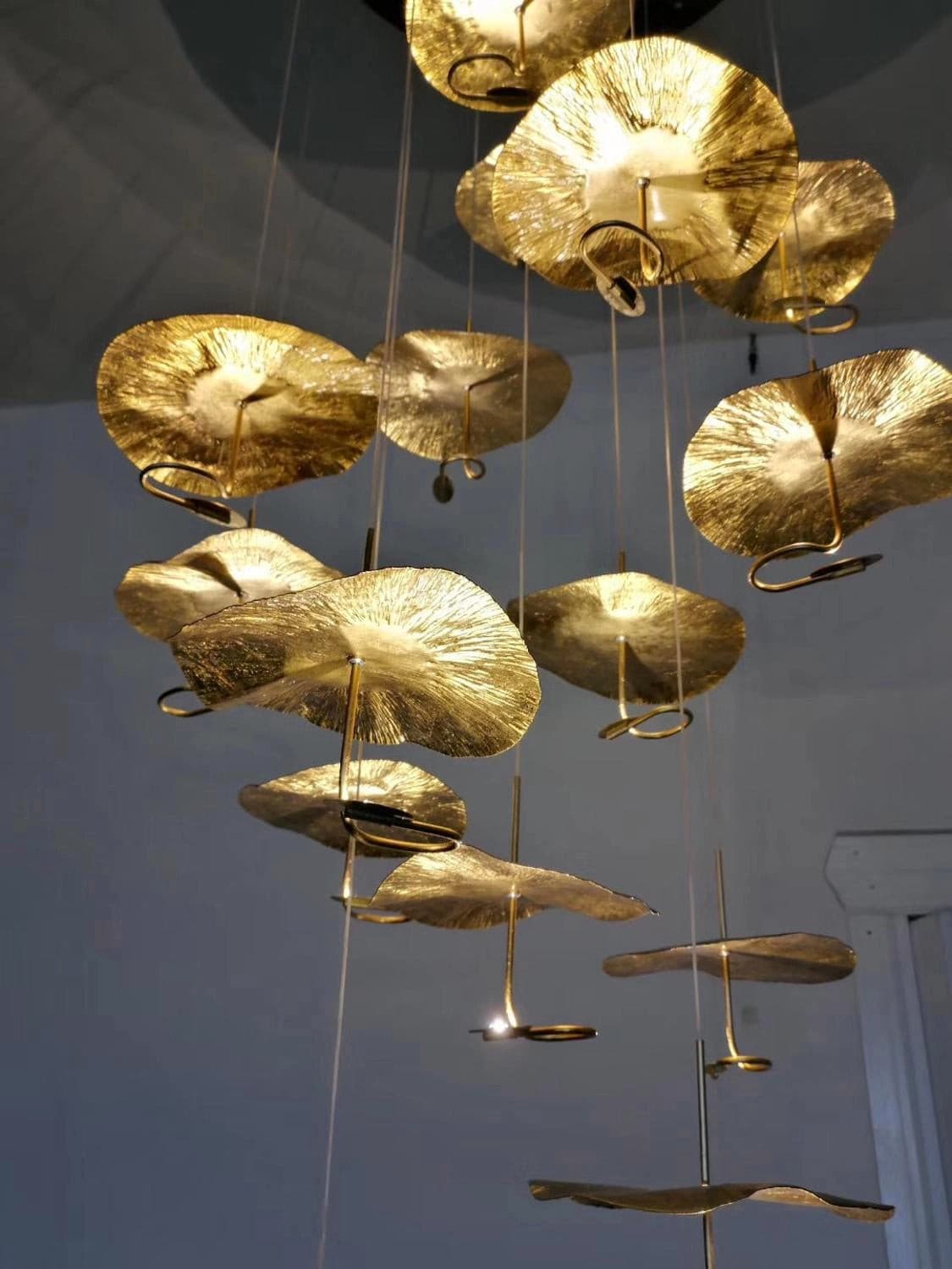 Lotus Leaf Chandelier - Lumpaz