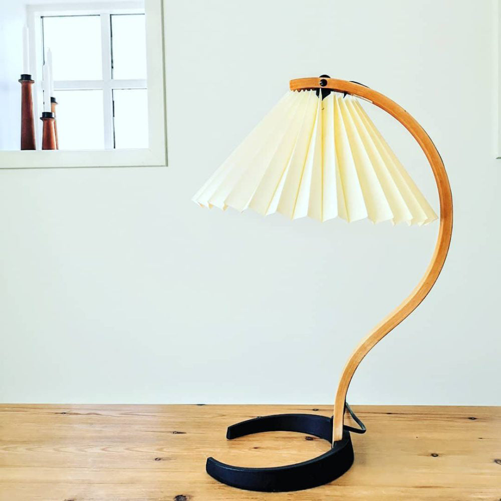 Caprani Wooden Table Lamp - Lumpaz