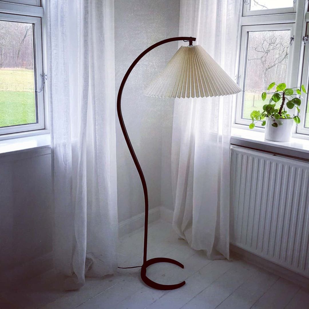 Caprani Wooden Floor Lamp - Lumpaz