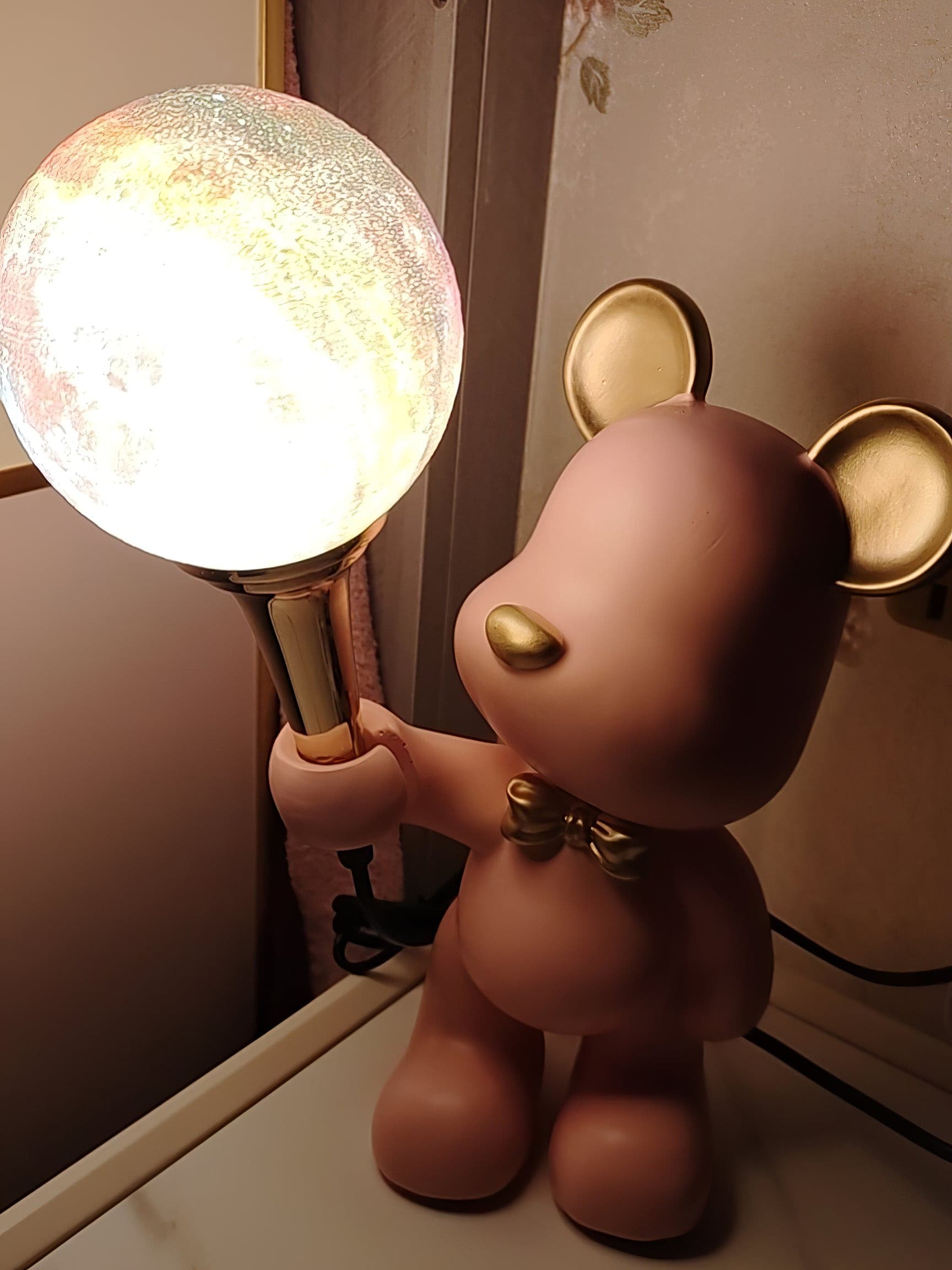 Creative Bear Planet Table Lamp - Lumpaz