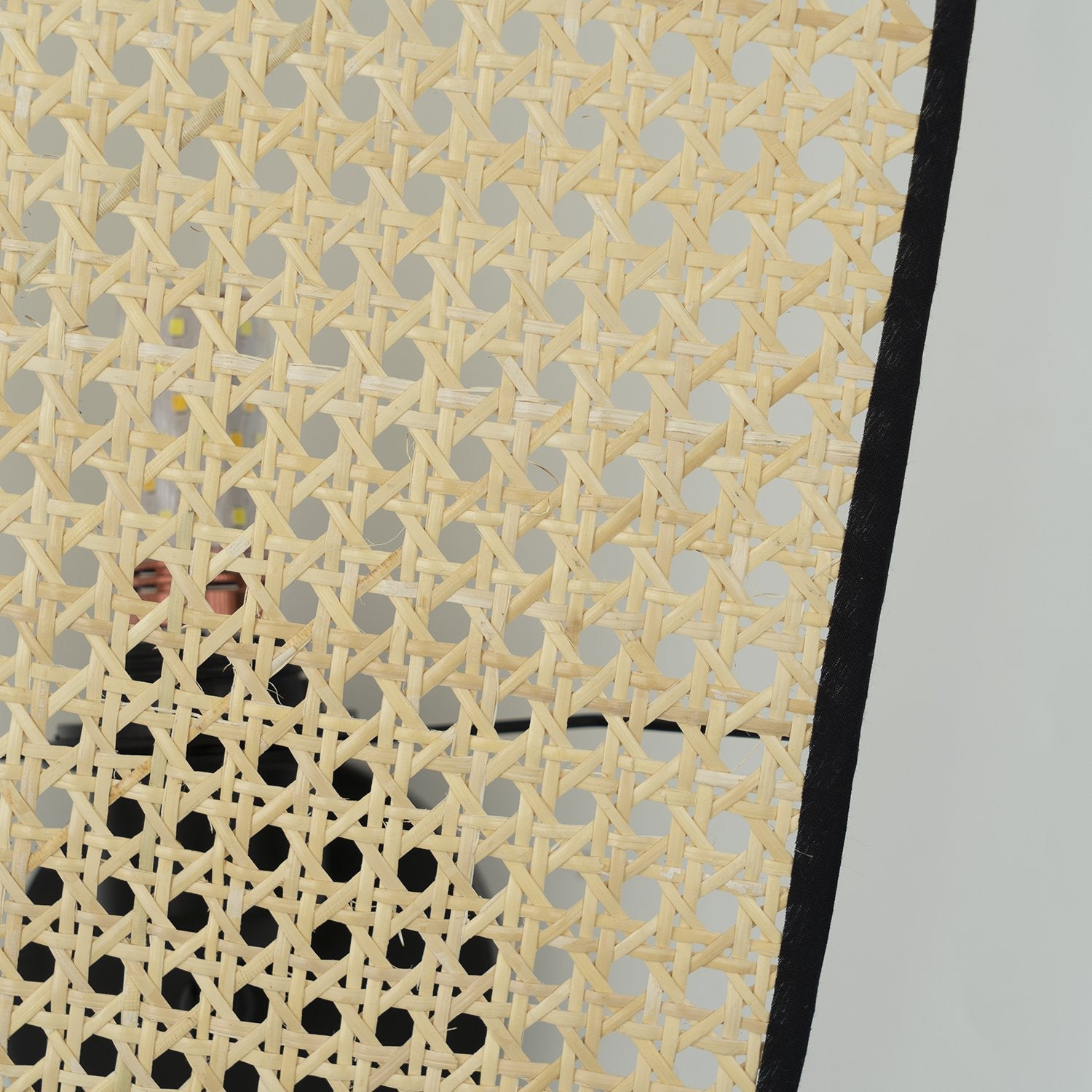 Screen Cannage Wall Lamp - Lumpaz