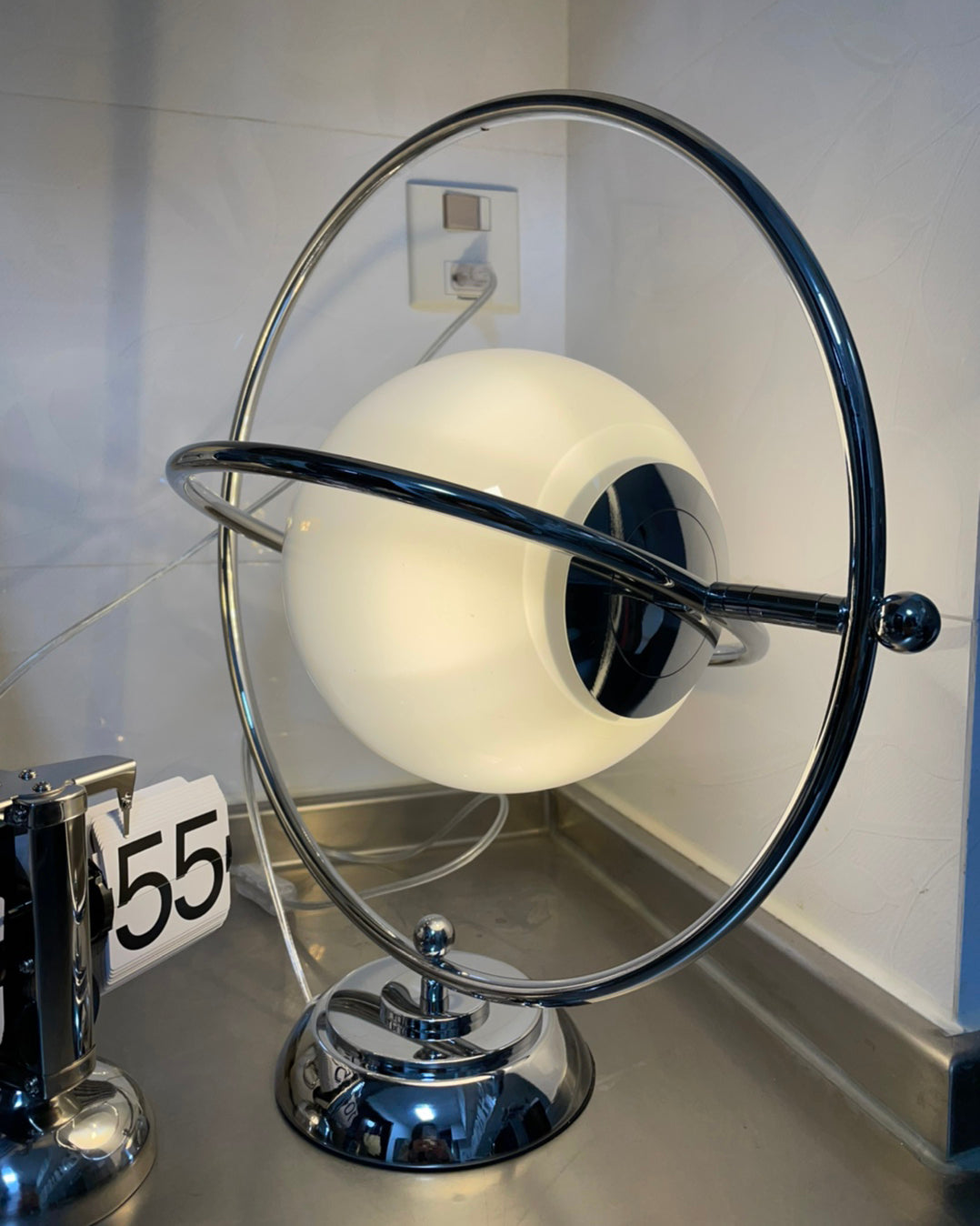 Planet Table Lamp - Lumpaz