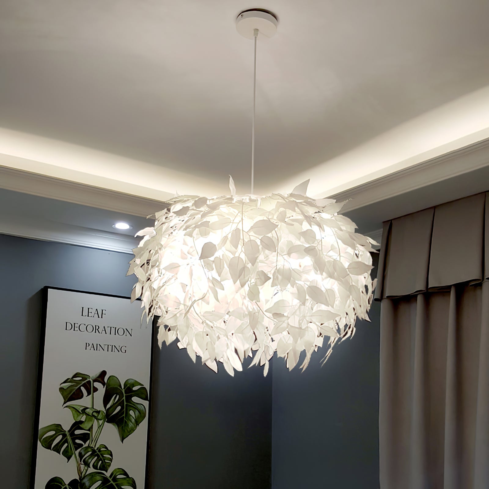 Plastic Leaves Pendant Lamp - Lumpaz