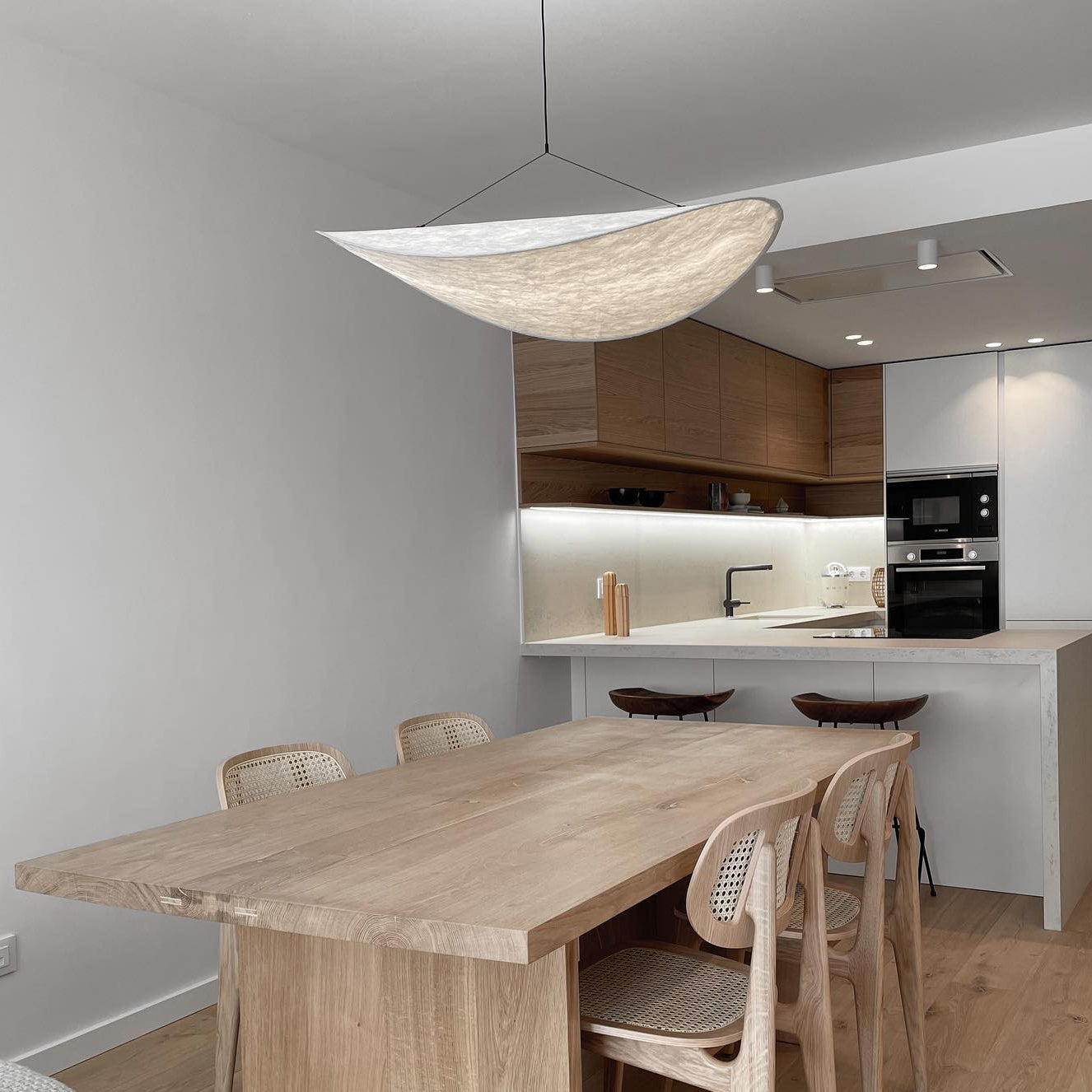 Tense Pendant Light - Lumpaz