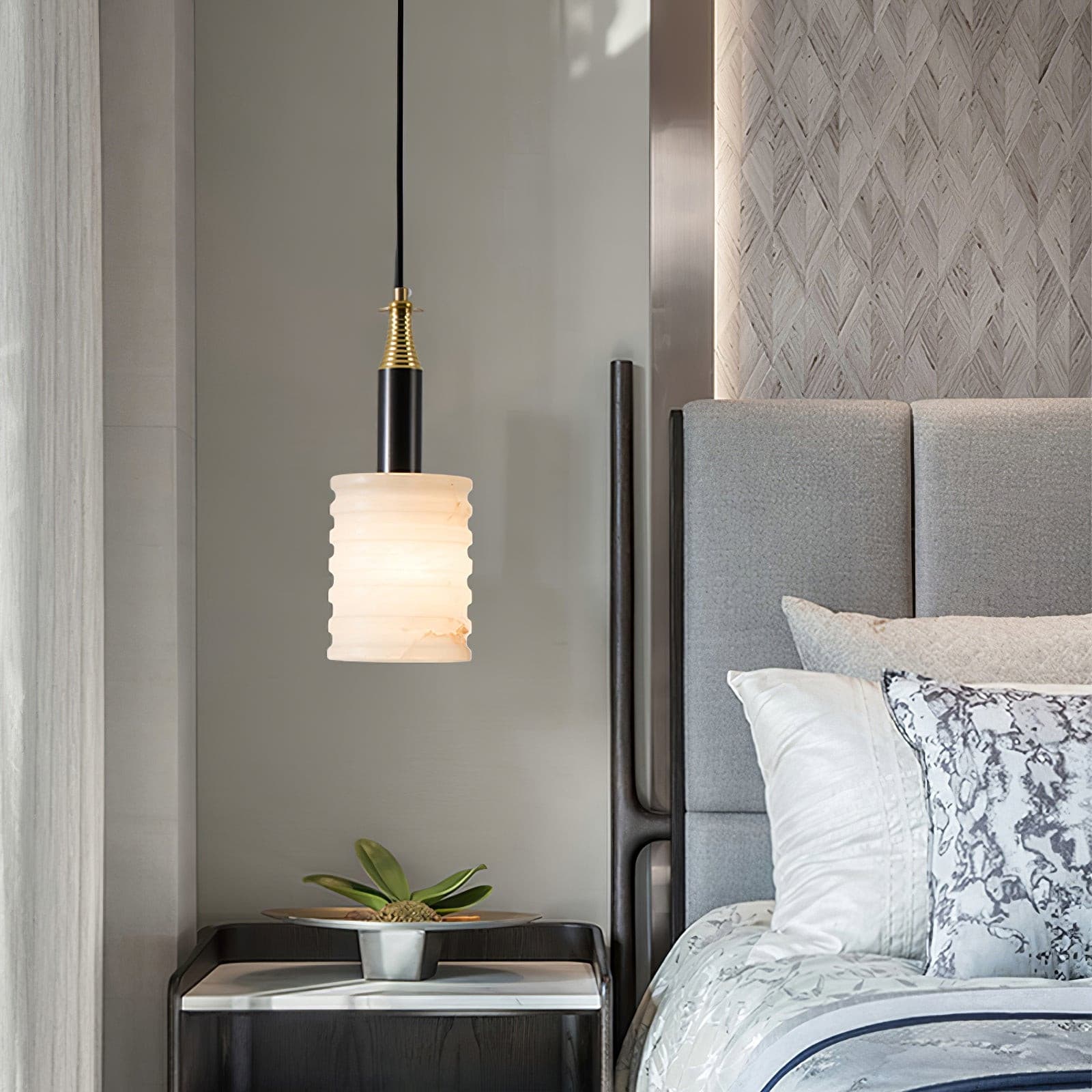 Alabaster Pendant Lamp - Lumpaz