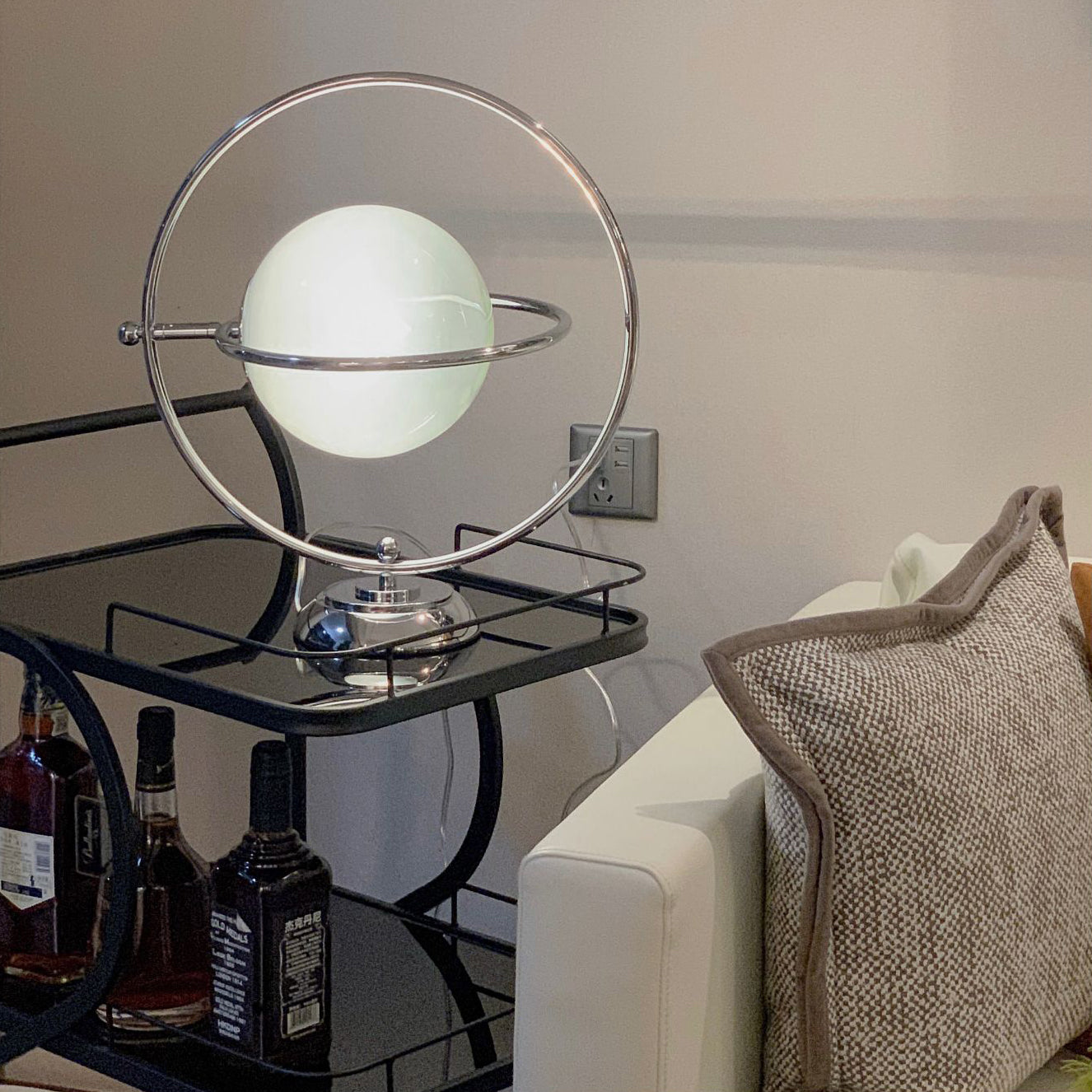 Planet Table Lamp - Lumpaz