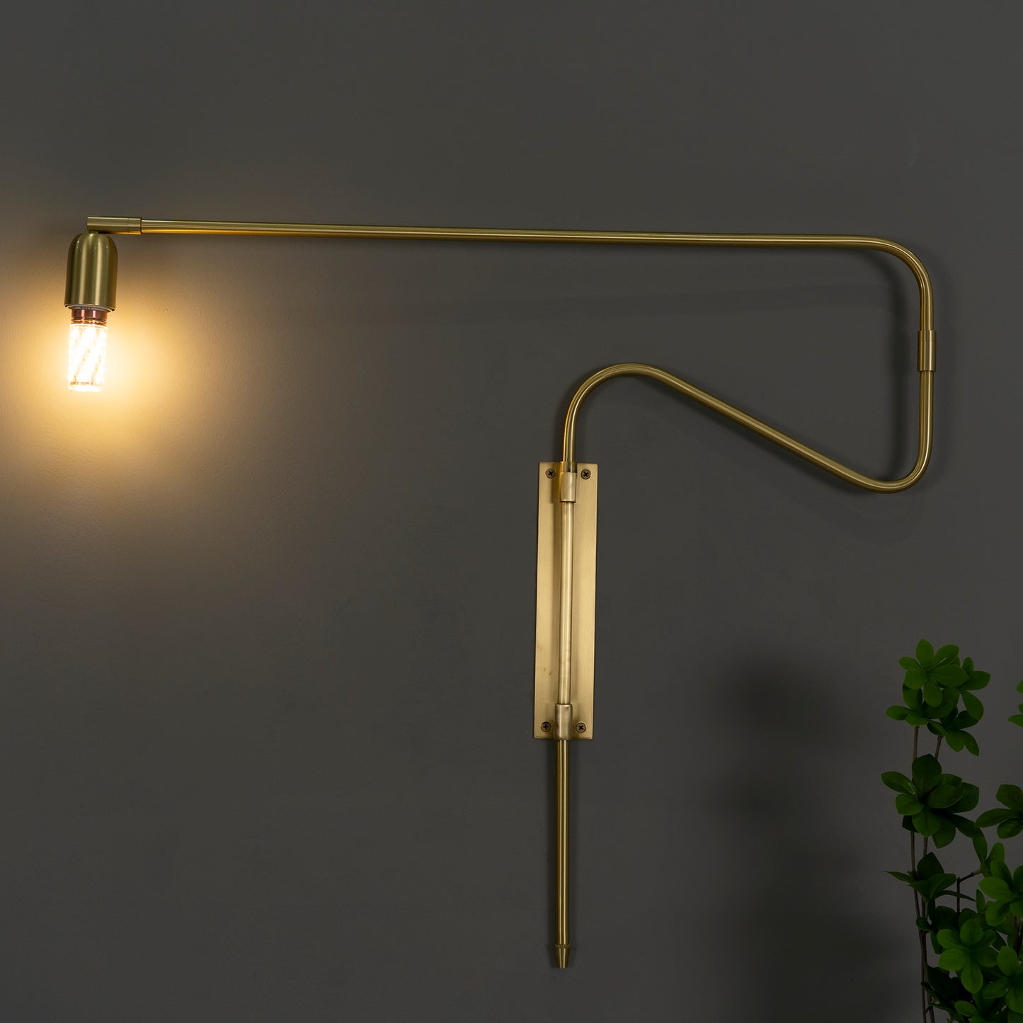 Swing Wall Lamp - Lumpaz
