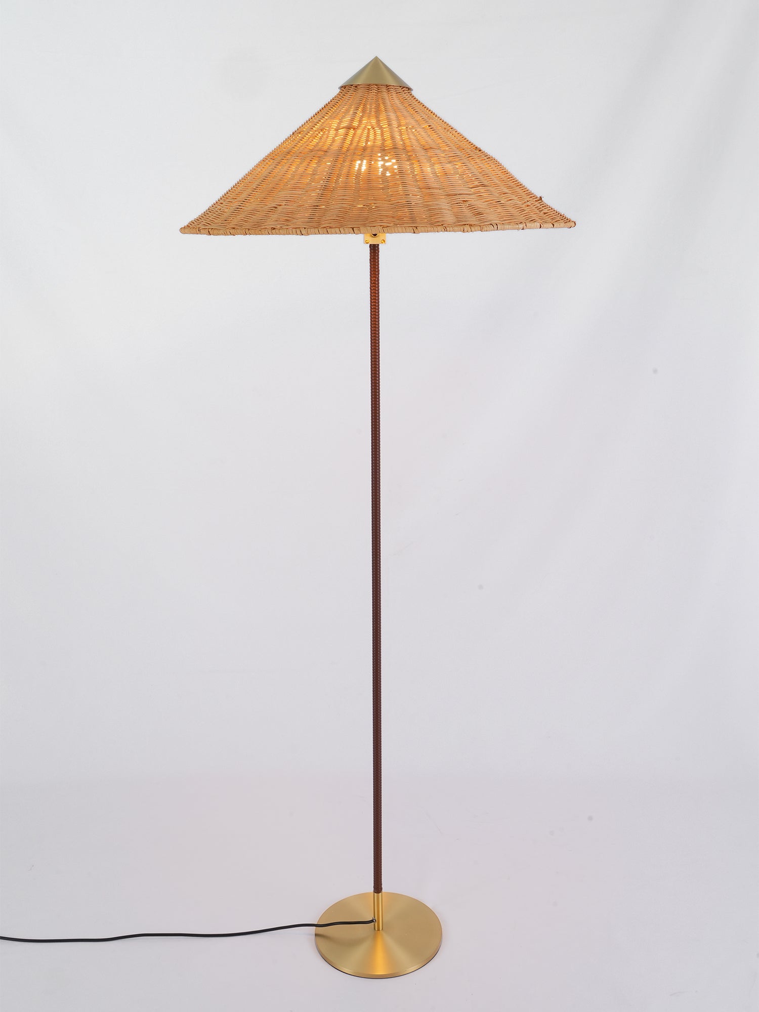 Chinese Hat  Floor Lamp - Lumpaz