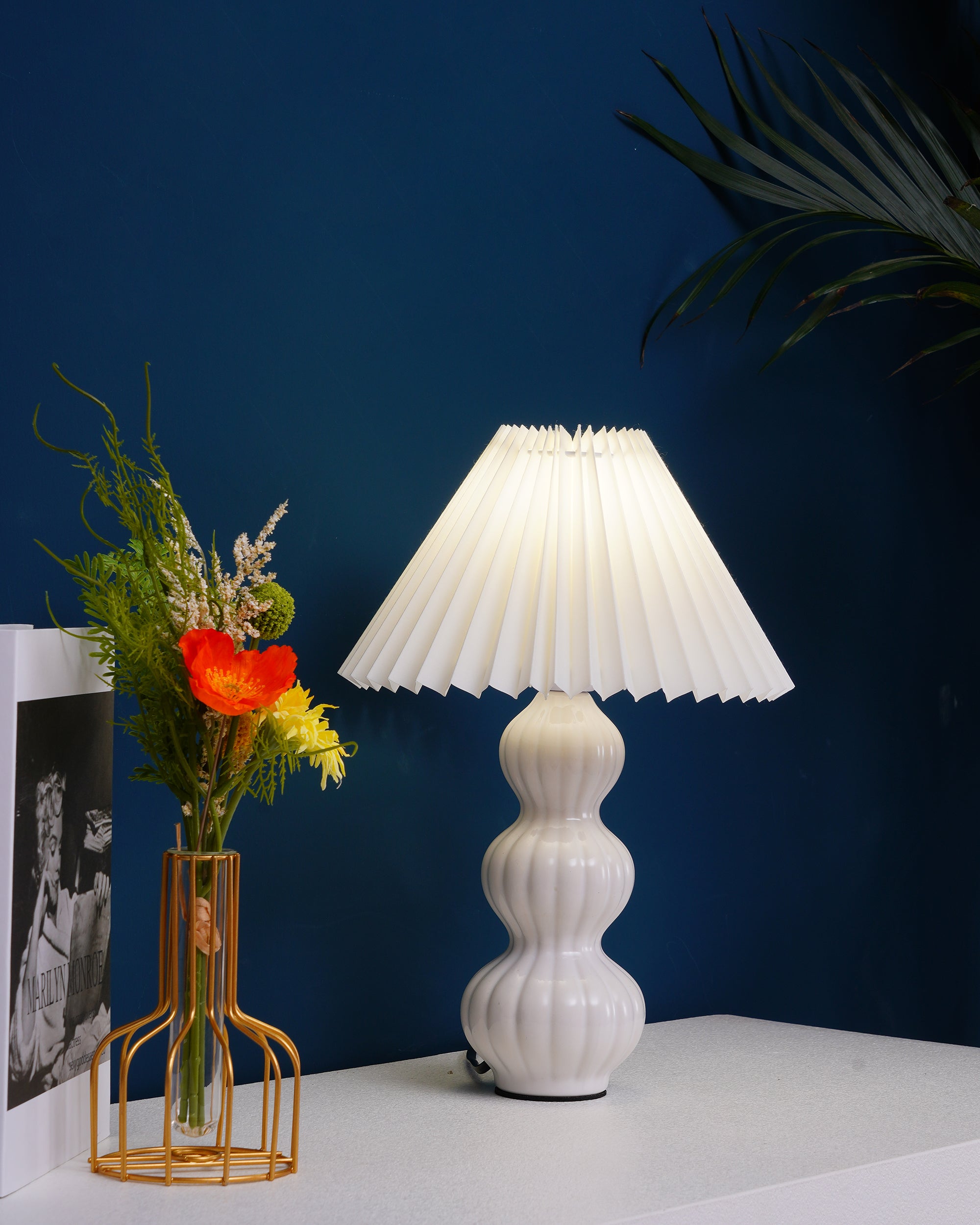Luna Pleated Table Lamp - Lumpaz