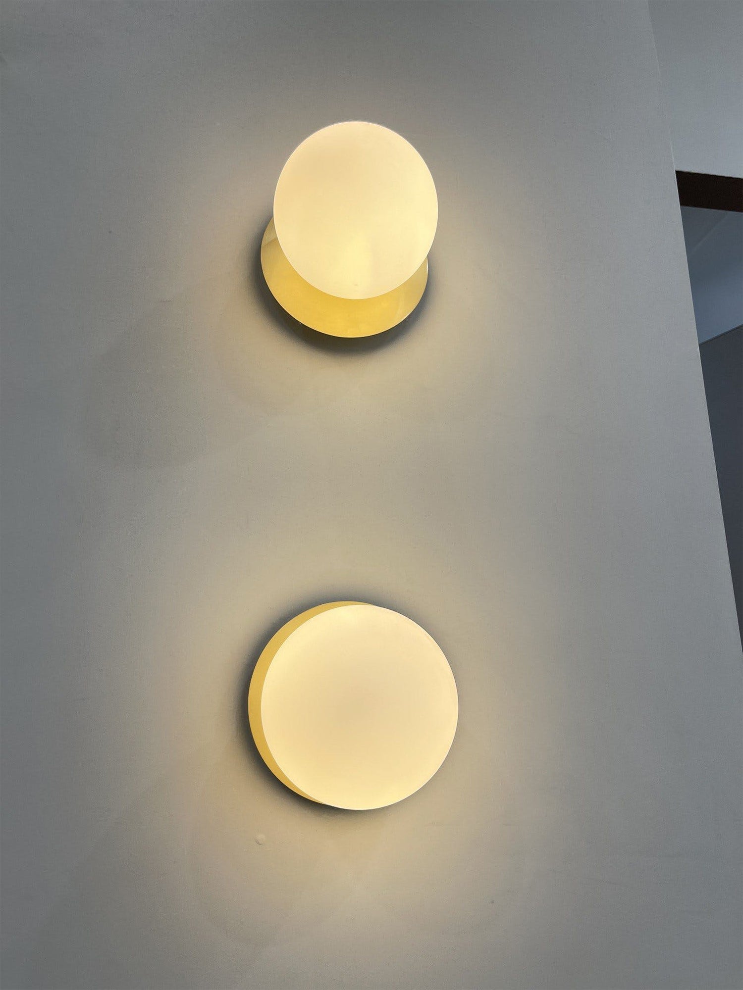 Lila Wall Lamp - Lumpaz