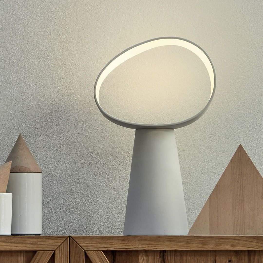 Eclipse Table Lamp - Lumpaz