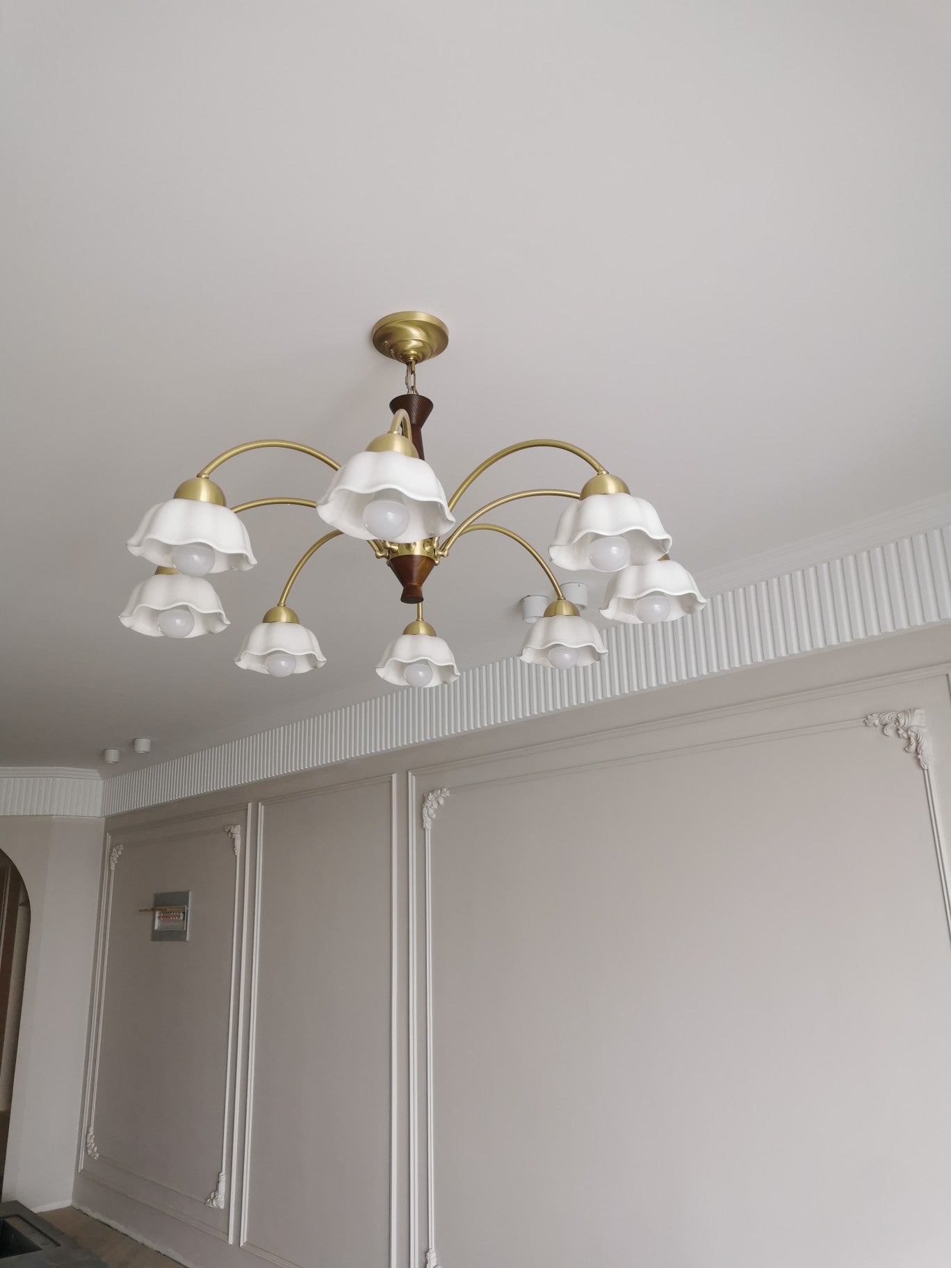 Swedish Modern Chandeliers - Lumpaz