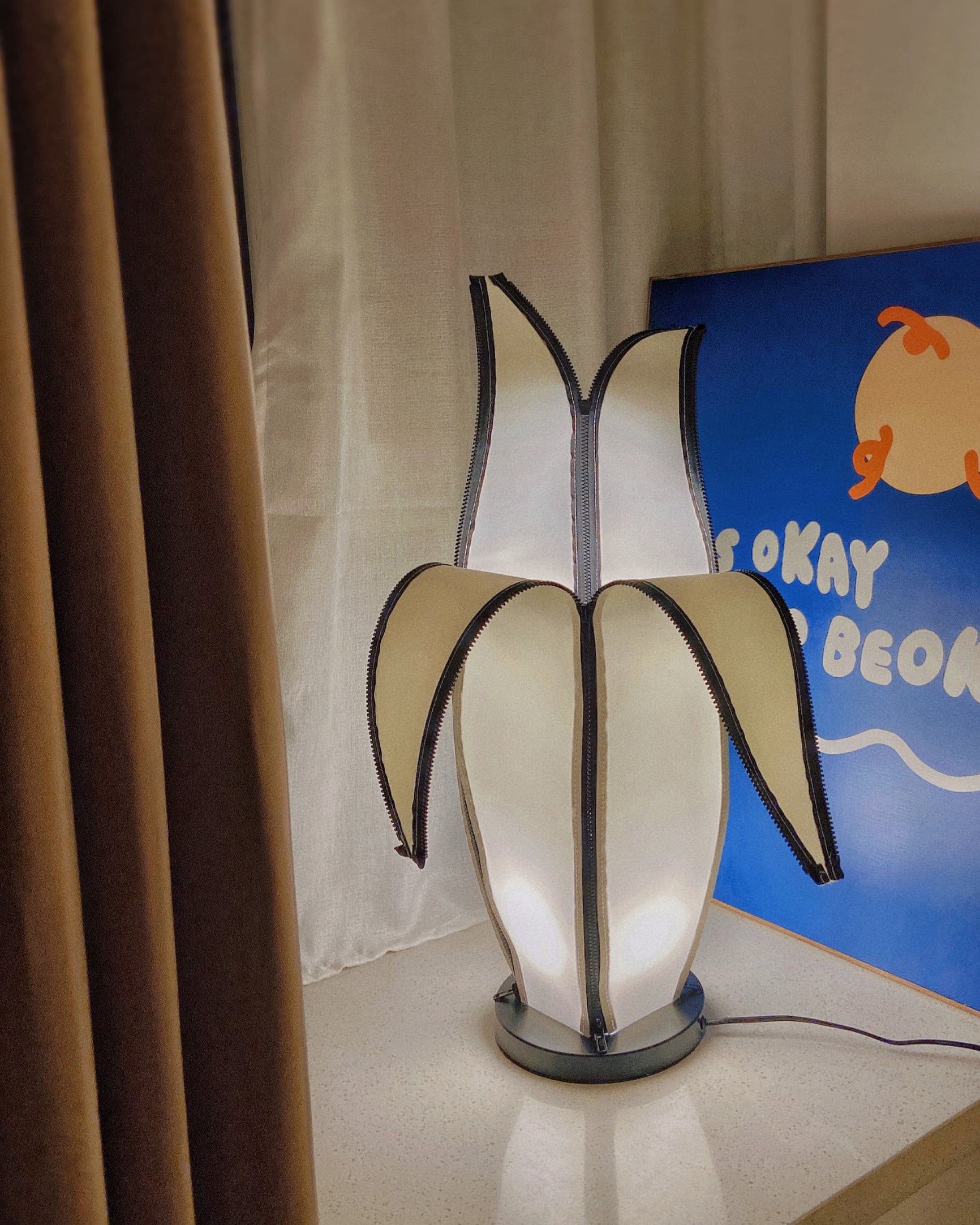 Banana Table Lamp - Lumpaz
