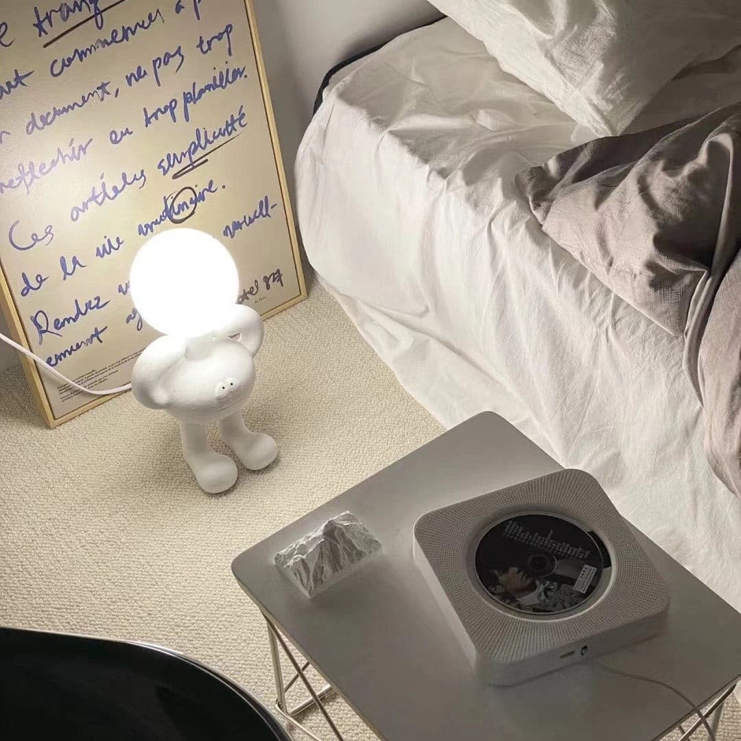 Resin Robot Table Lamp - Lumpaz