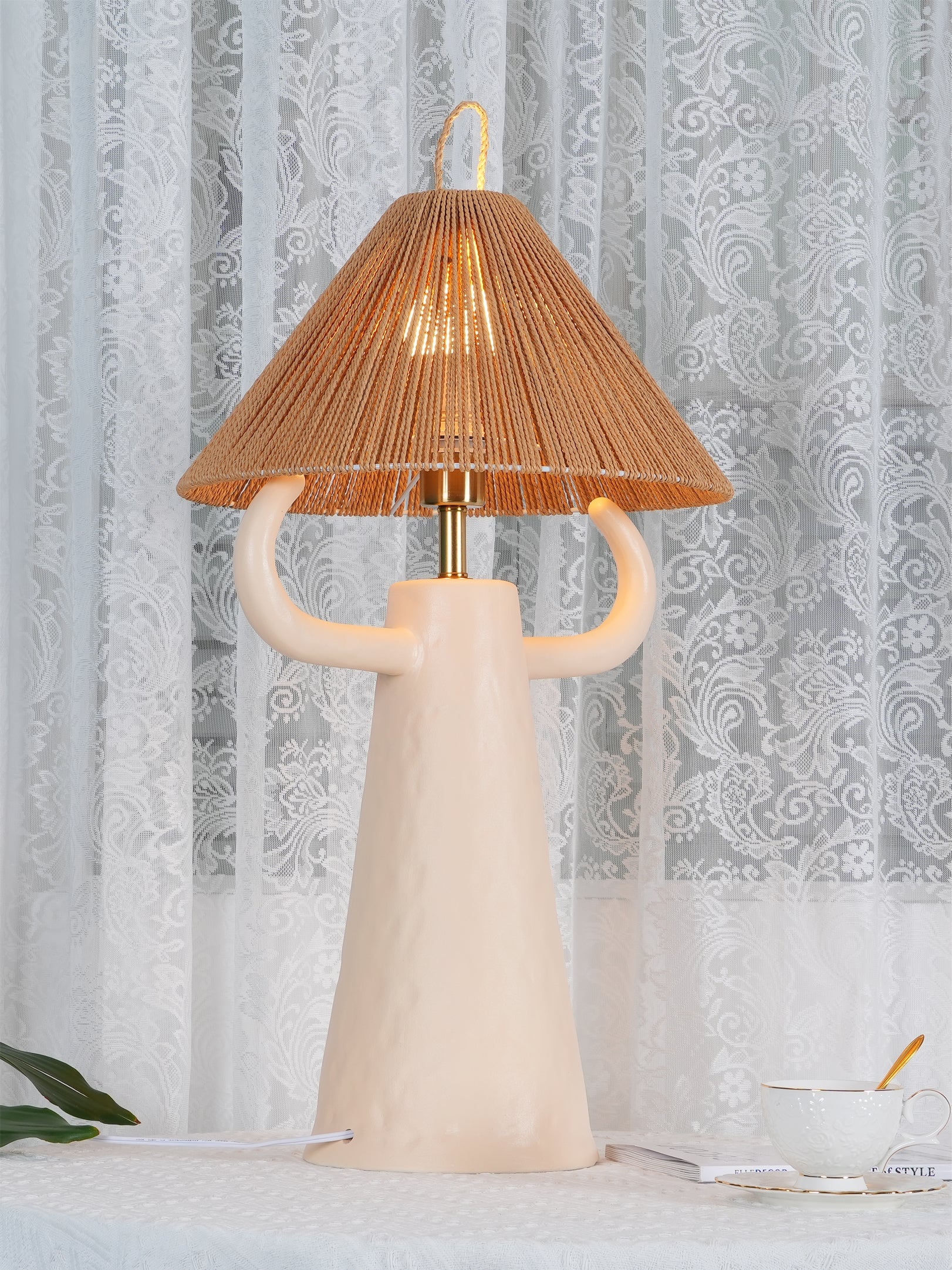 Horns Ceramic Table Lamp - Lumpaz
