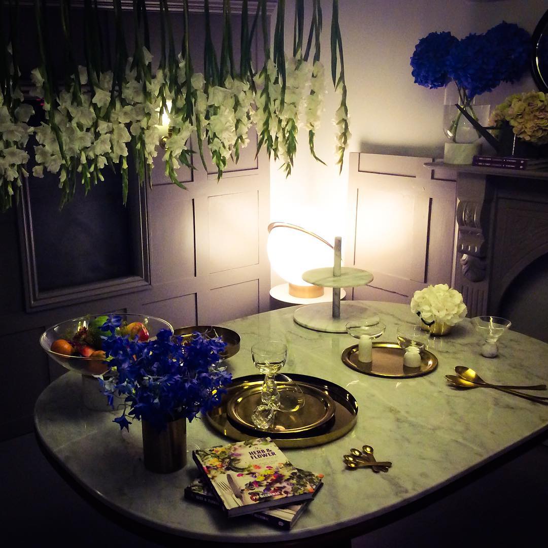 Crescent Table Light - Lumpaz