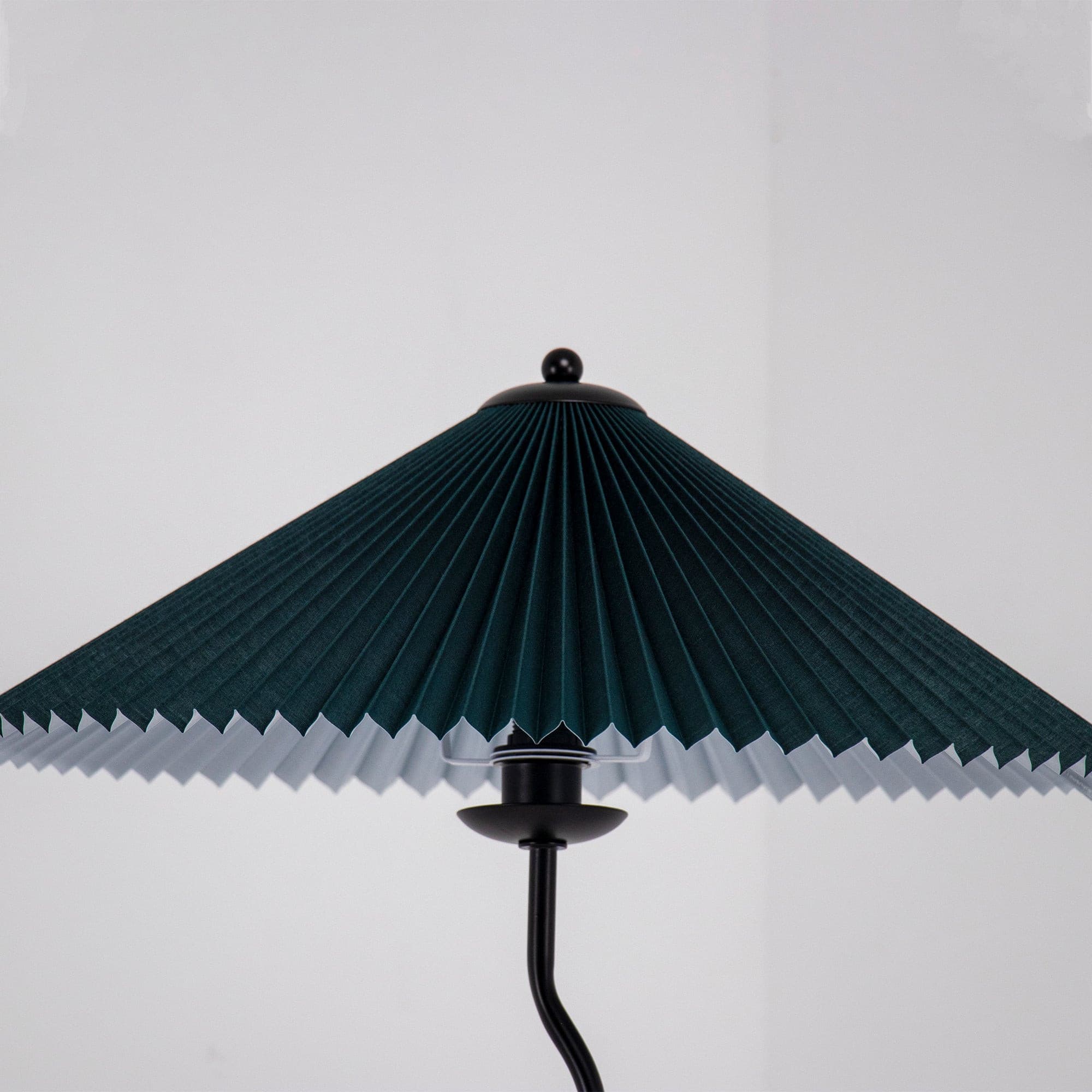 Pleated Table Lamp - Lumpaz