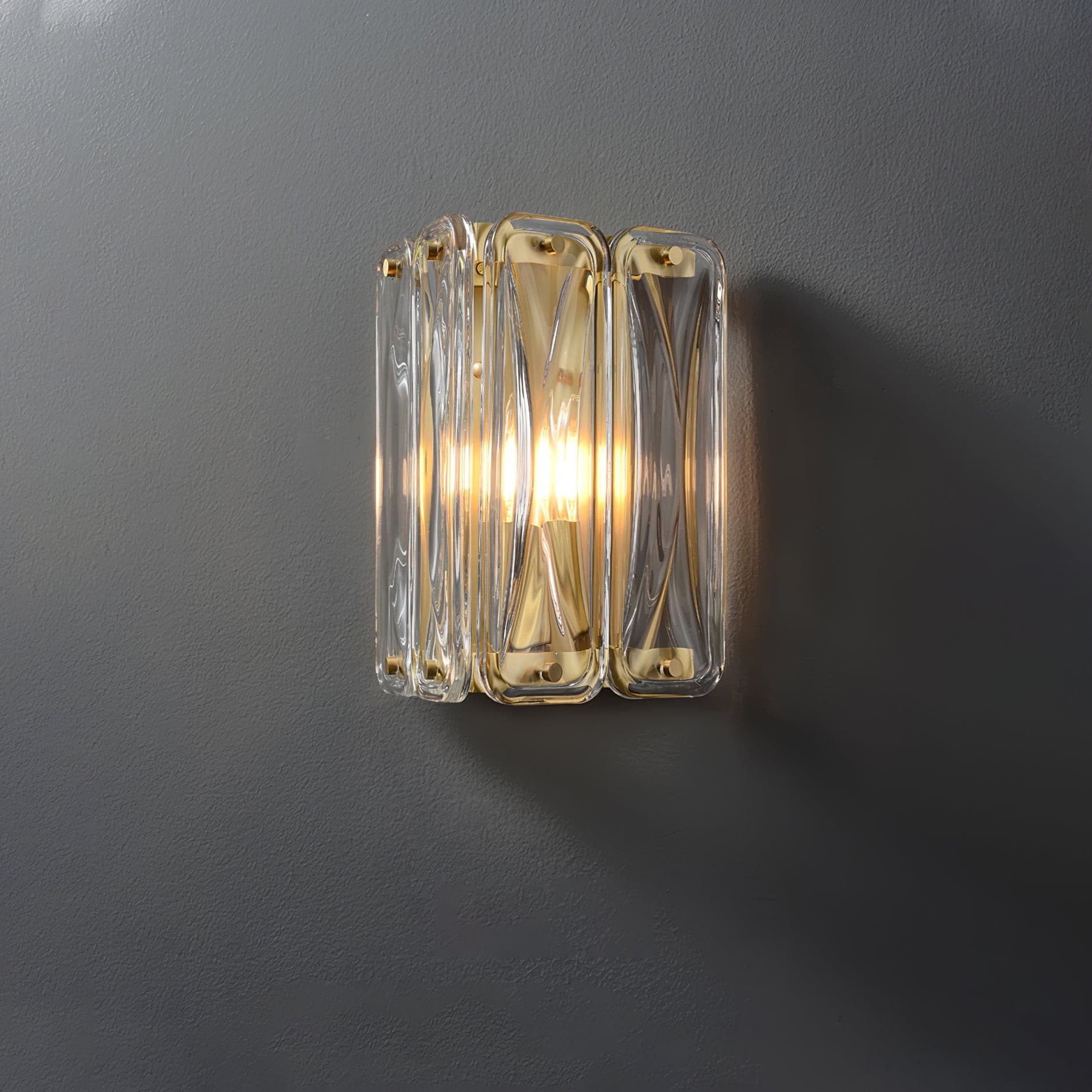 Triangular Glass Wall Light - Lumpaz