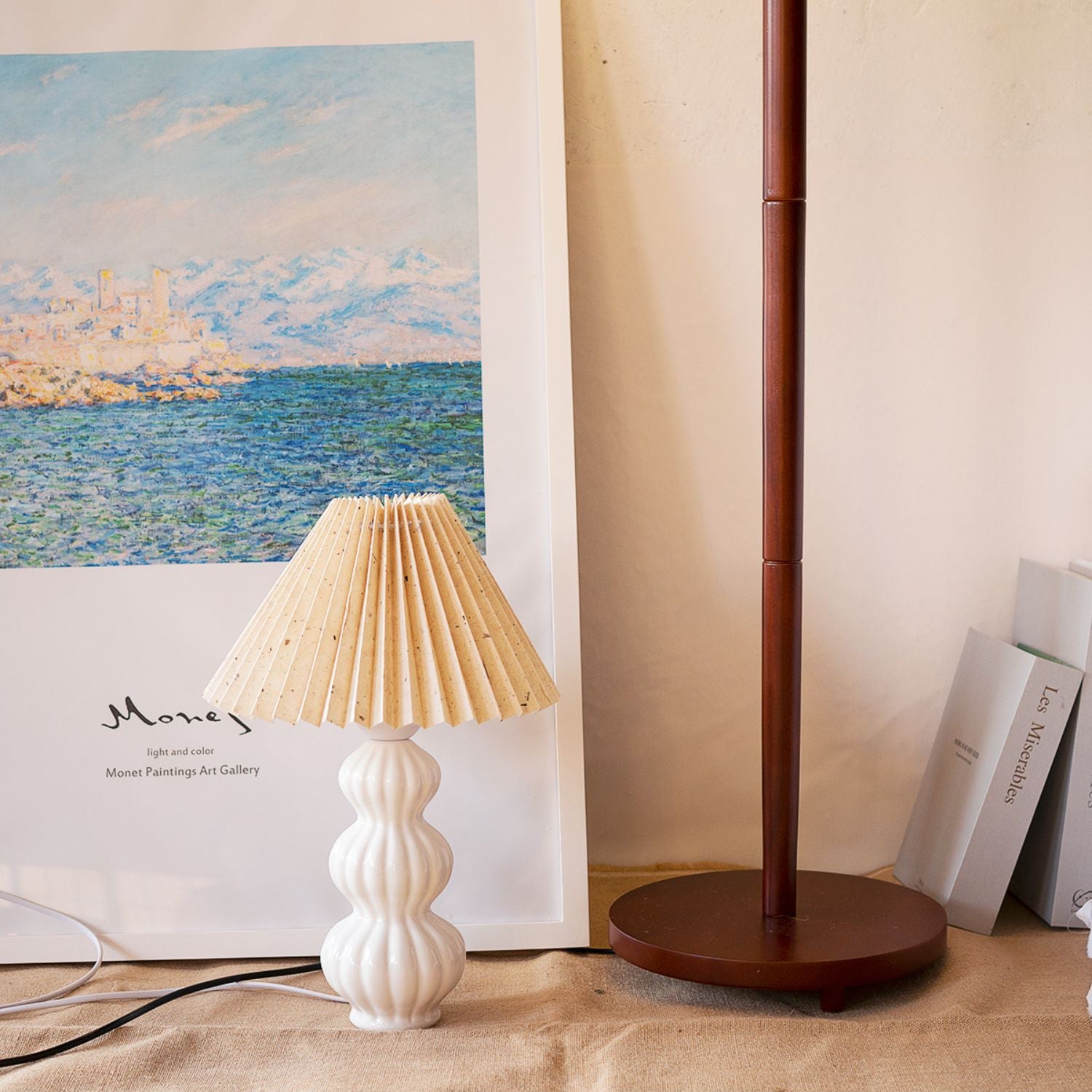 Luna Pleated Table Lamp - Lumpaz