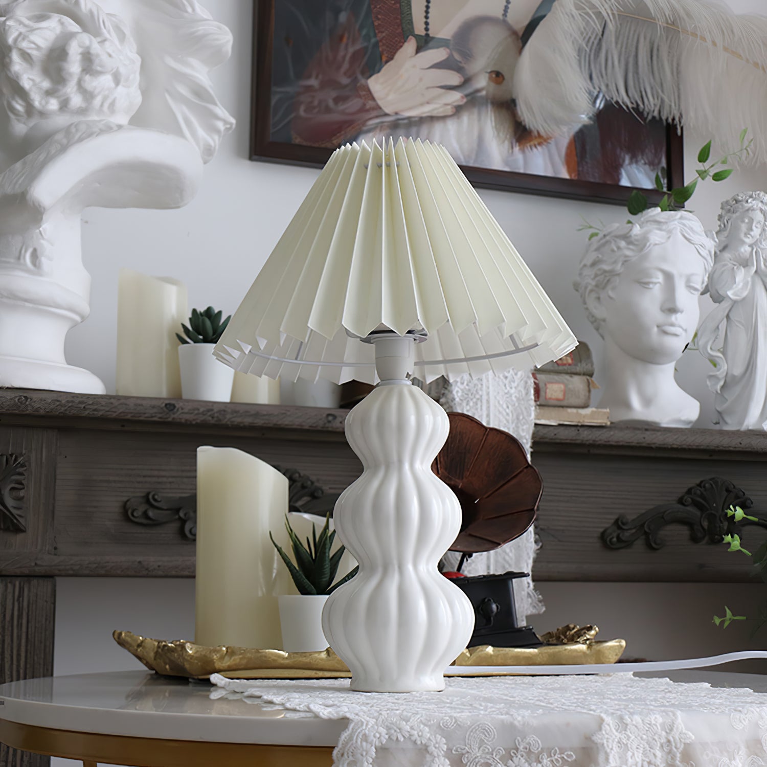 Luna Pleated Table Lamp - Lumpaz