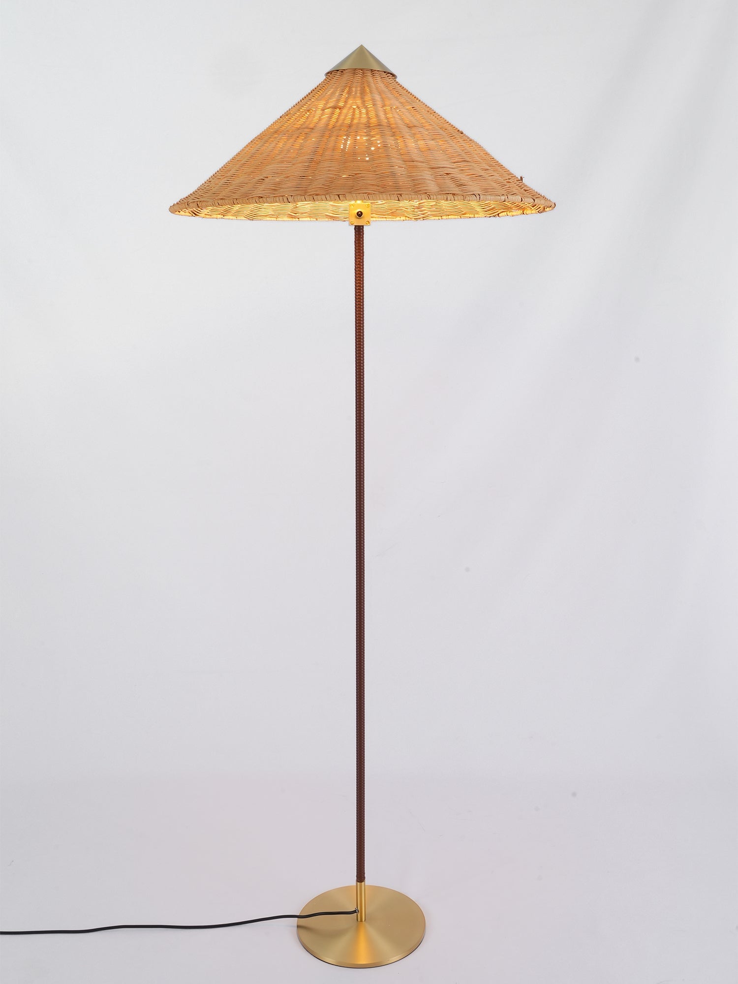 Chinese Hat  Floor Lamp - Lumpaz