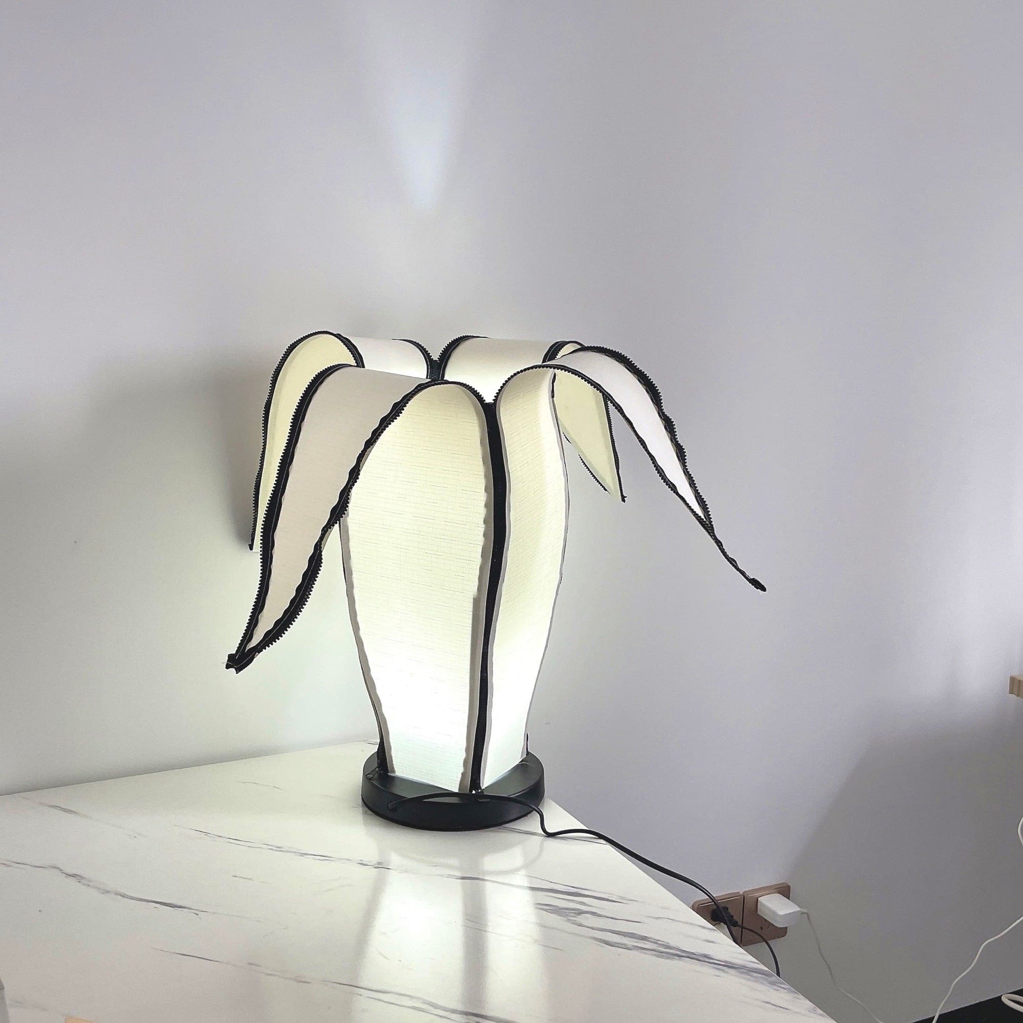Banana Table Lamp - Lumpaz