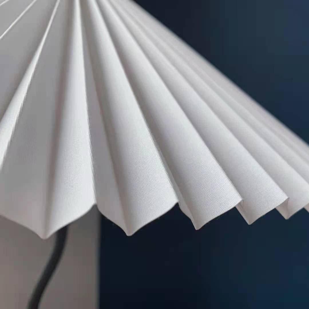 Pleated Table Lamp - Lumpaz
