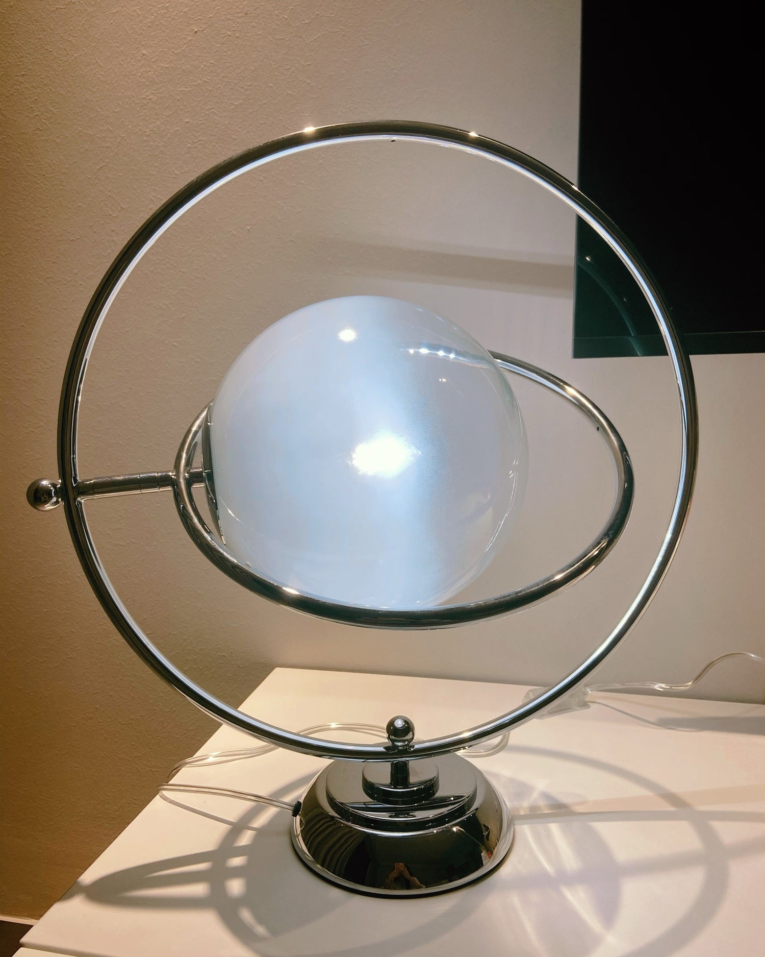 Planet Table Lamp - Lumpaz