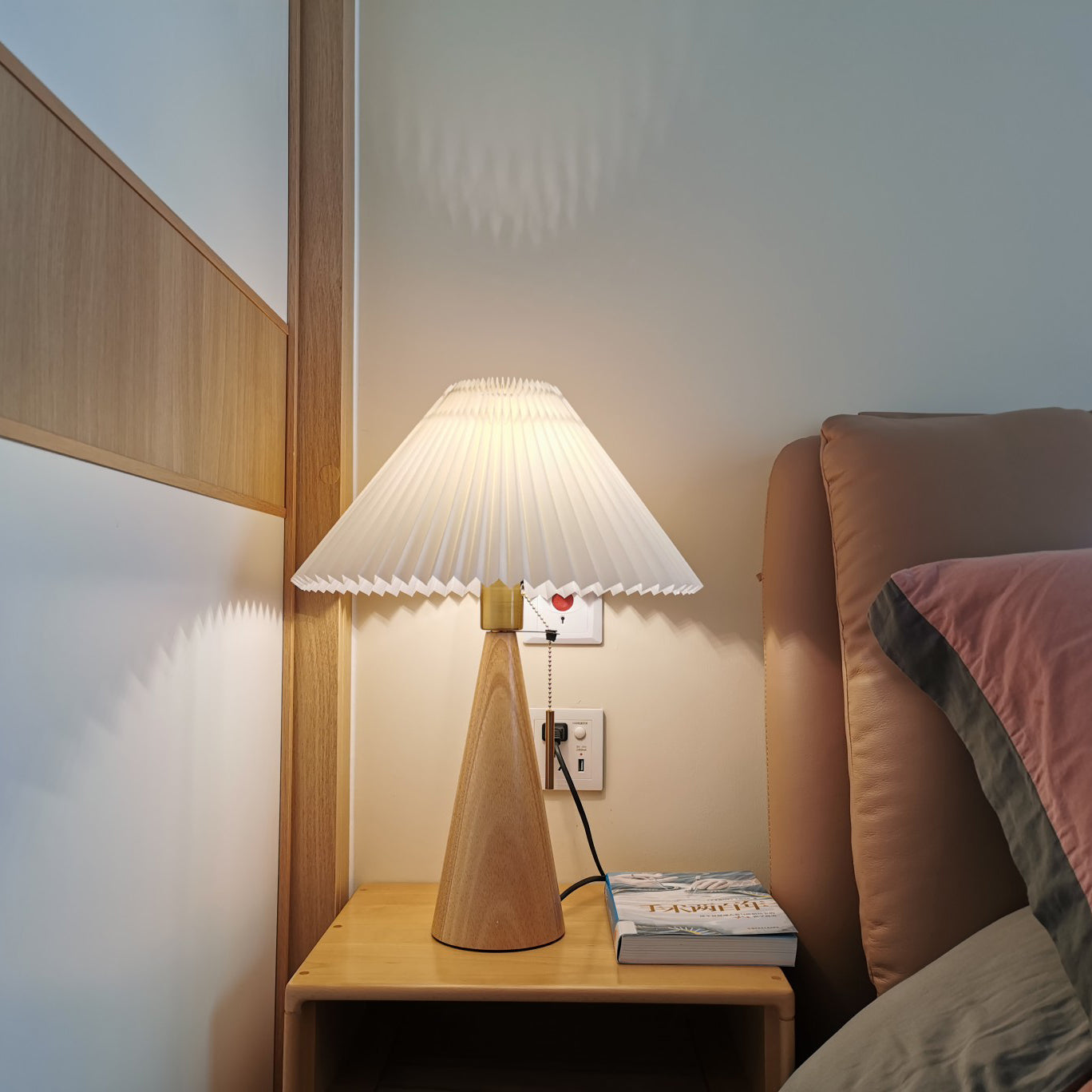 Stringer Table Lamp - Lumpaz
