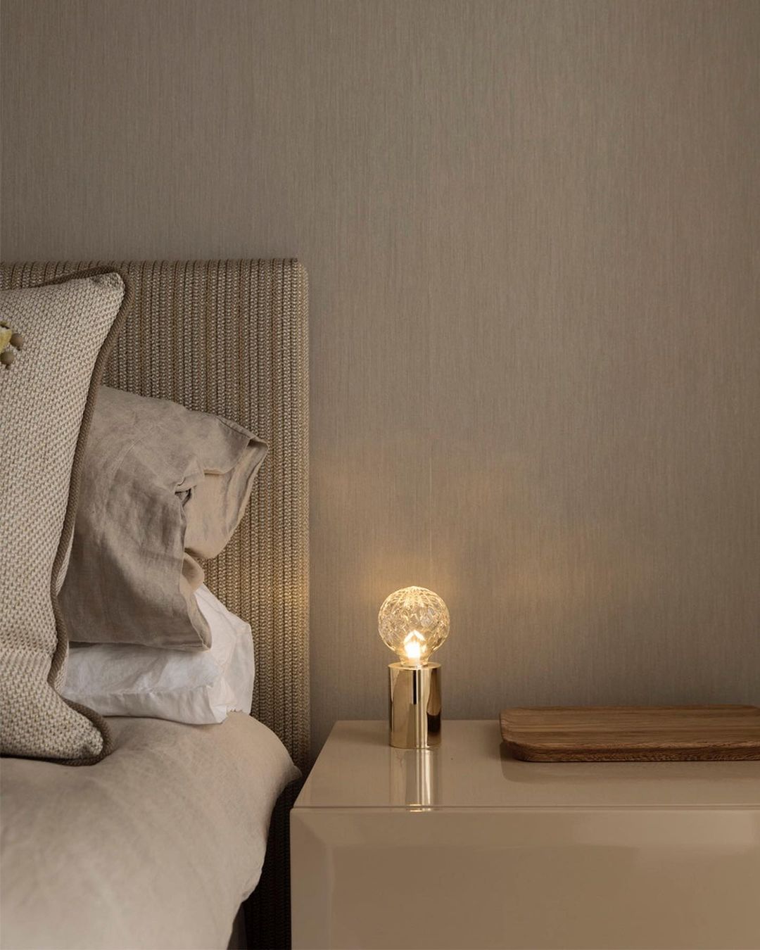 Crystal Bulb Table Lamp - Lumpaz