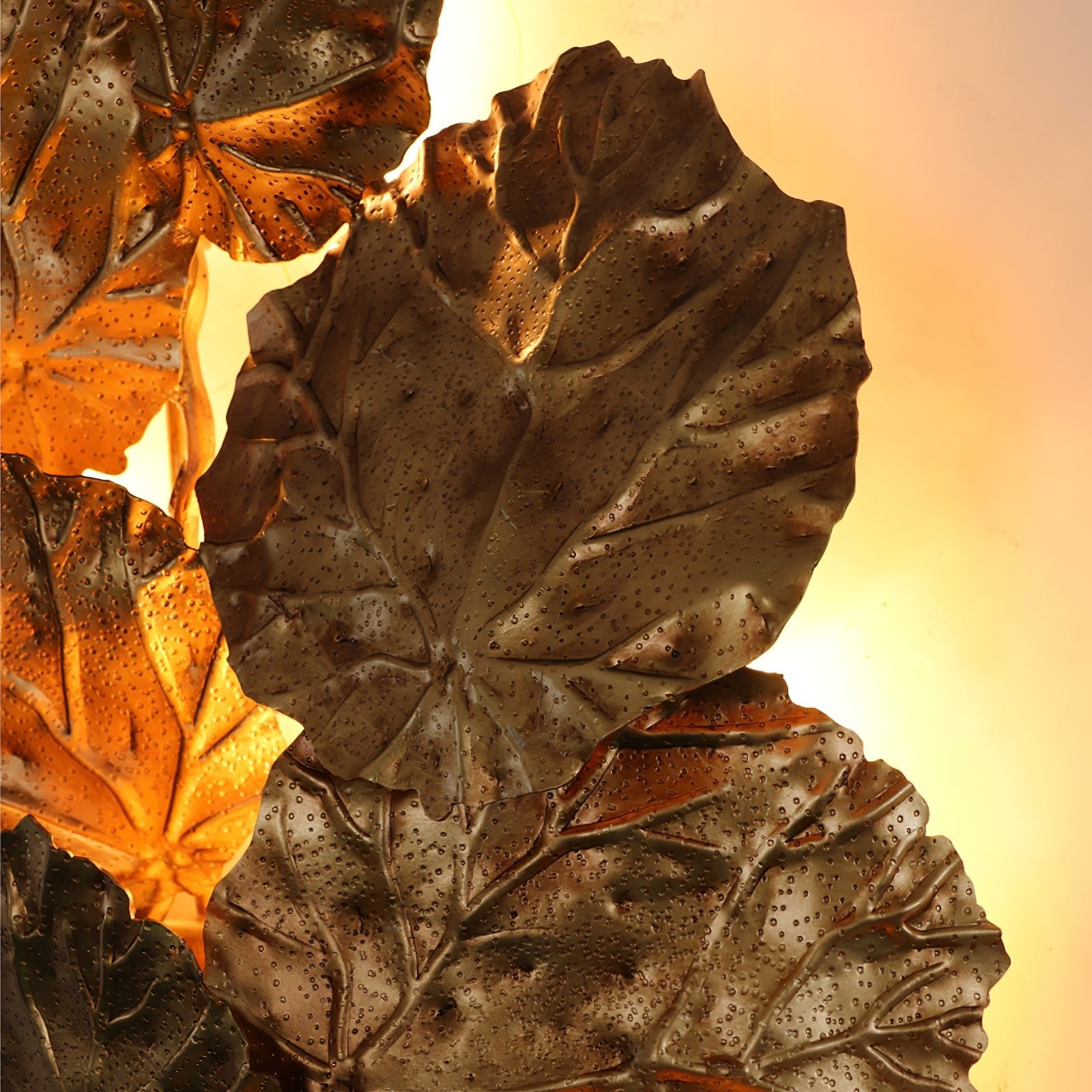 Pathleaf Heap Wall Lamp - Lumpaz