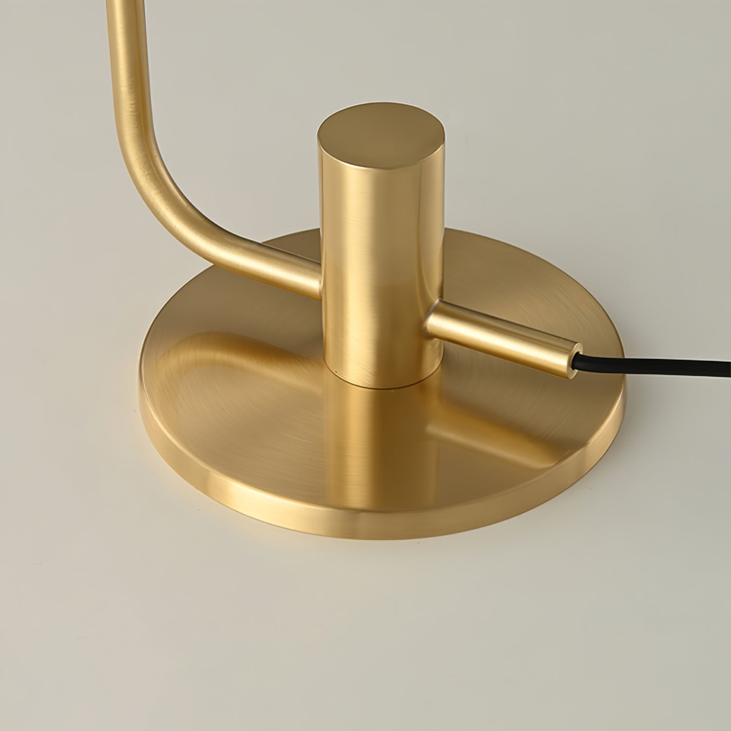 Brass Globular Table Lamp - Lumpaz