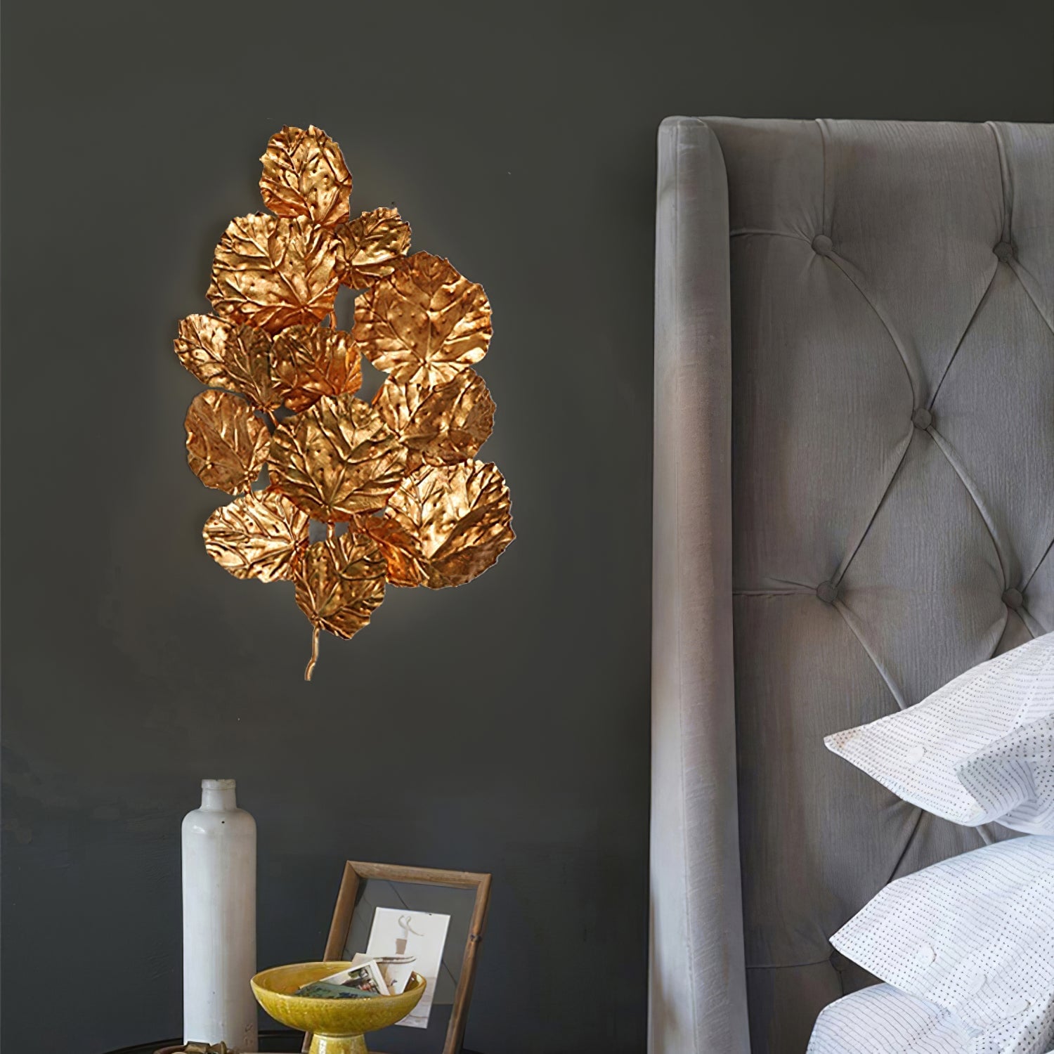 Pathleaf Heap Wall Lamp - Lumpaz
