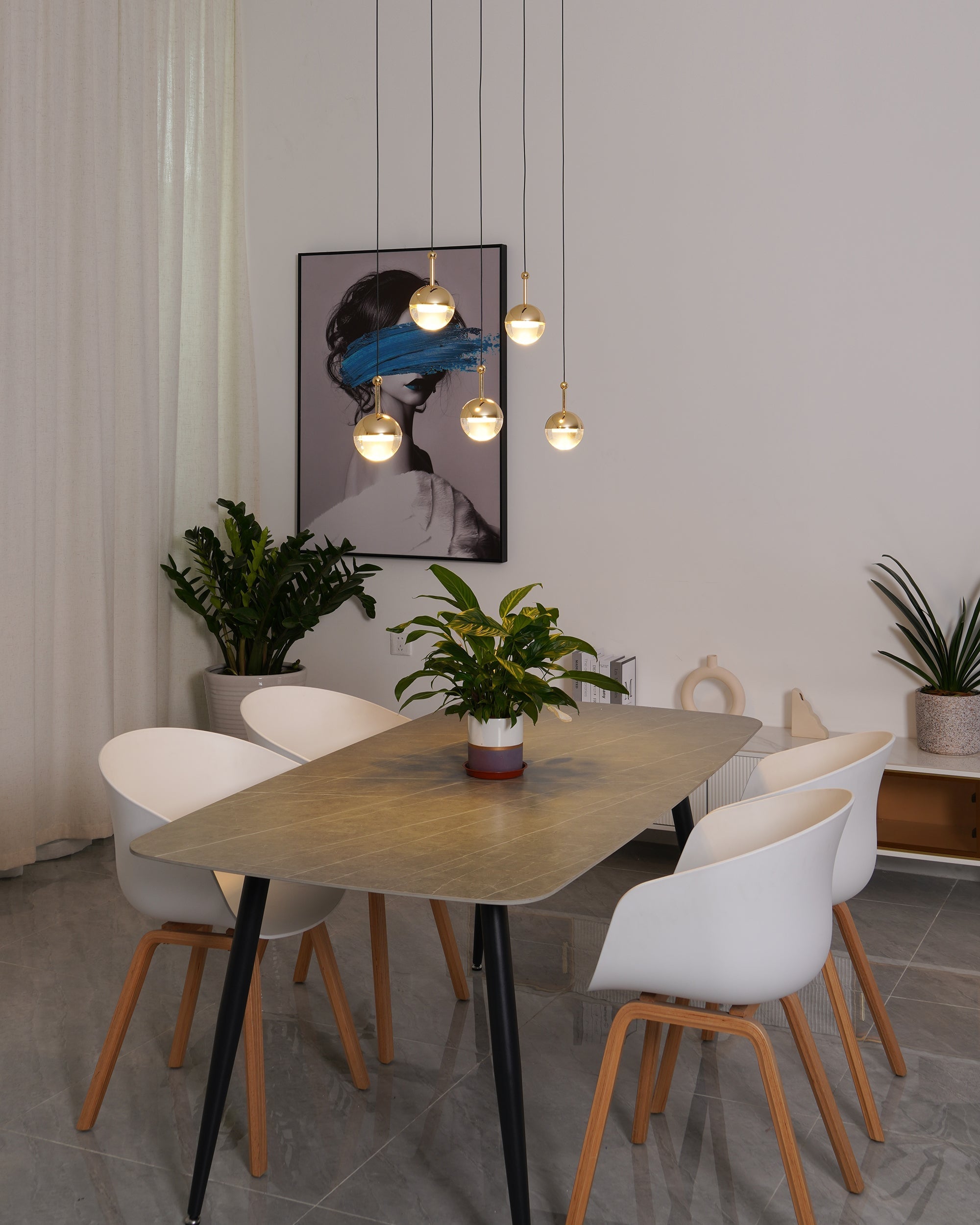 Stylish Ball Chandelier - Lumpaz