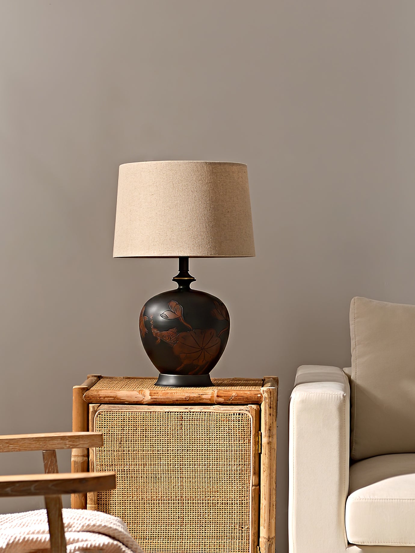 Fish Motif Ceramic Table Lamp - Lumpaz