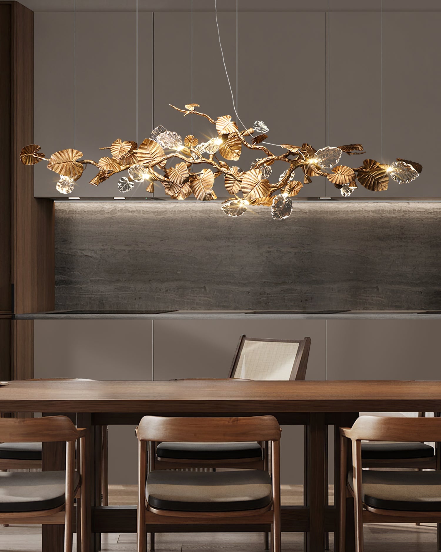 Brass Leaf Chandelier - Lumpaz