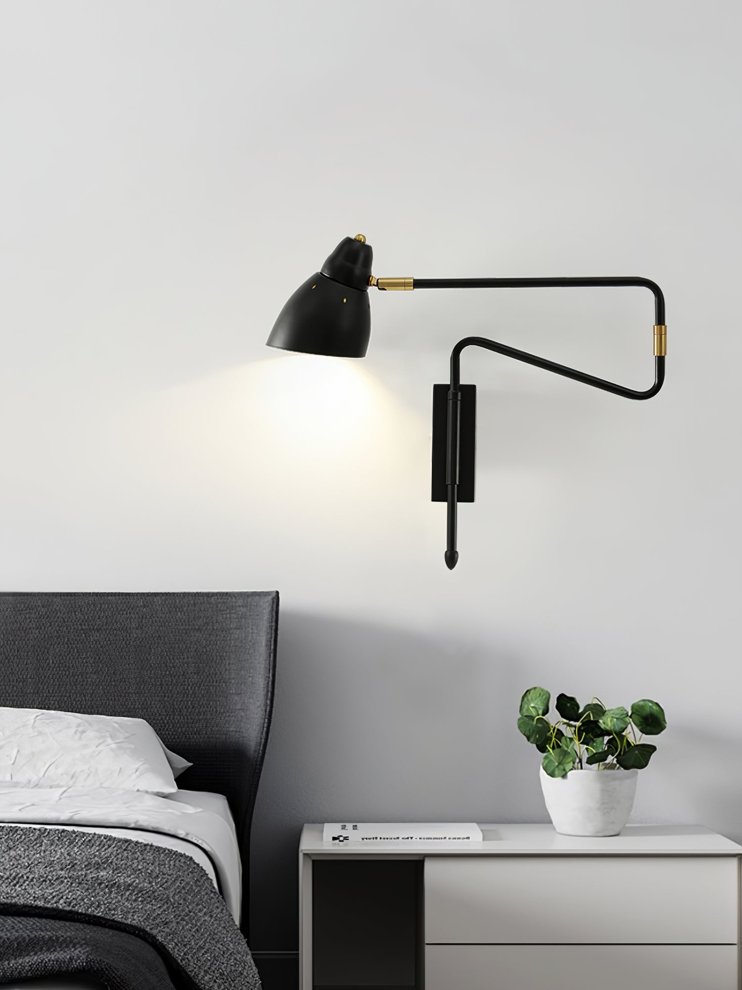 Long Arm Rotating Wall Lamp - Lumpaz