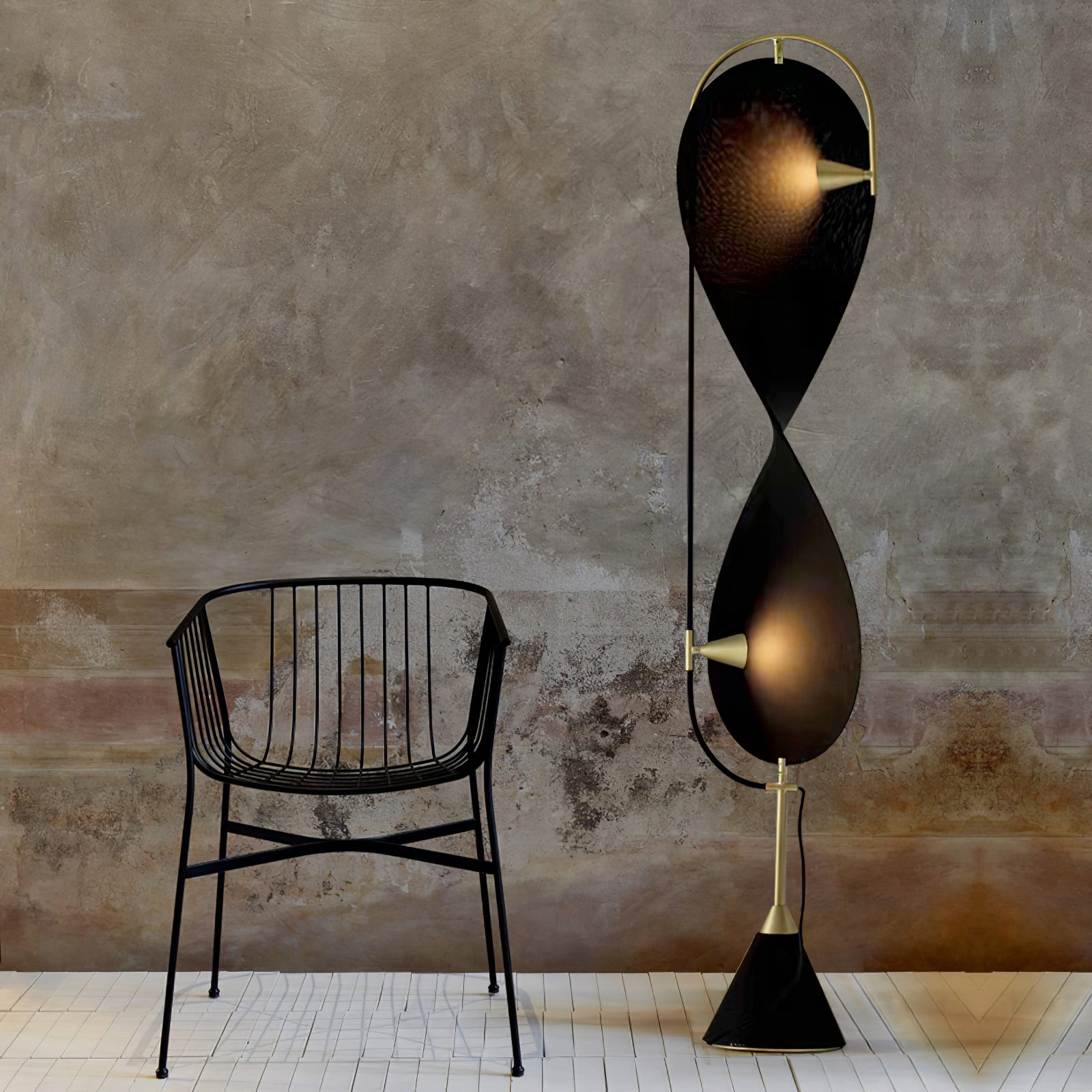 Infinite Floor Lamp - Lumpaz