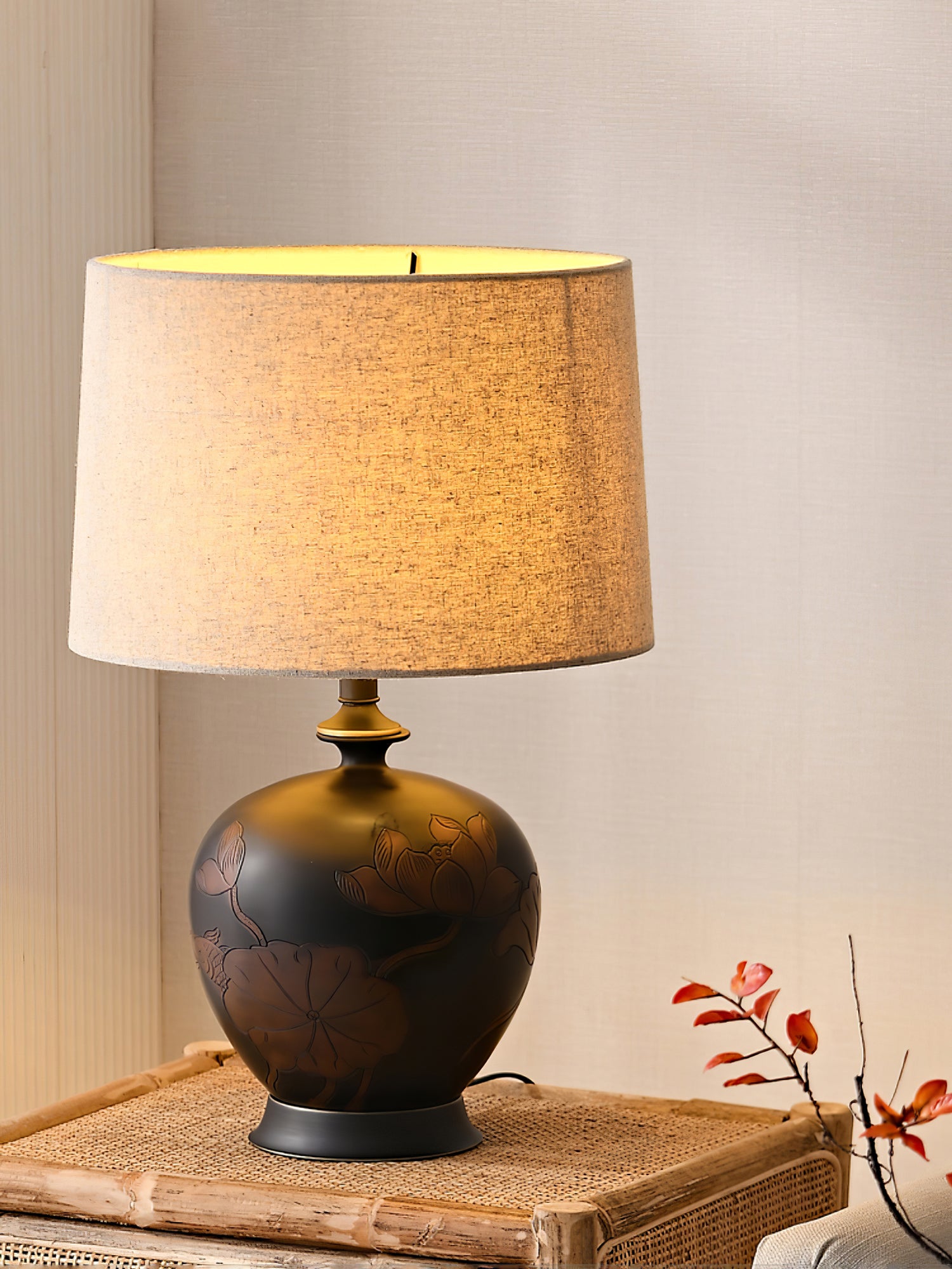 Fish Motif Ceramic Table Lamp - Lumpaz