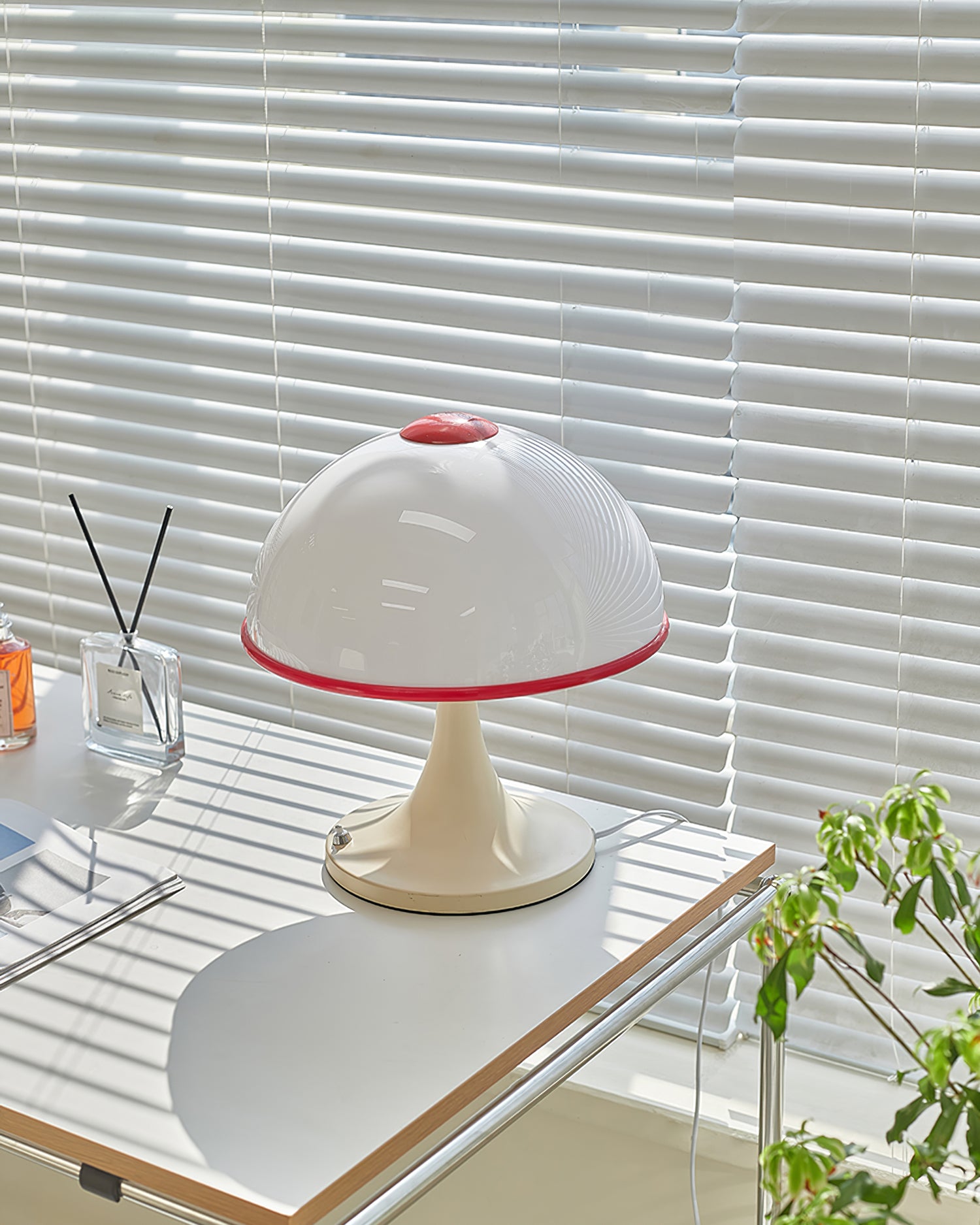 Mushroom Table Lamp - Lumpaz