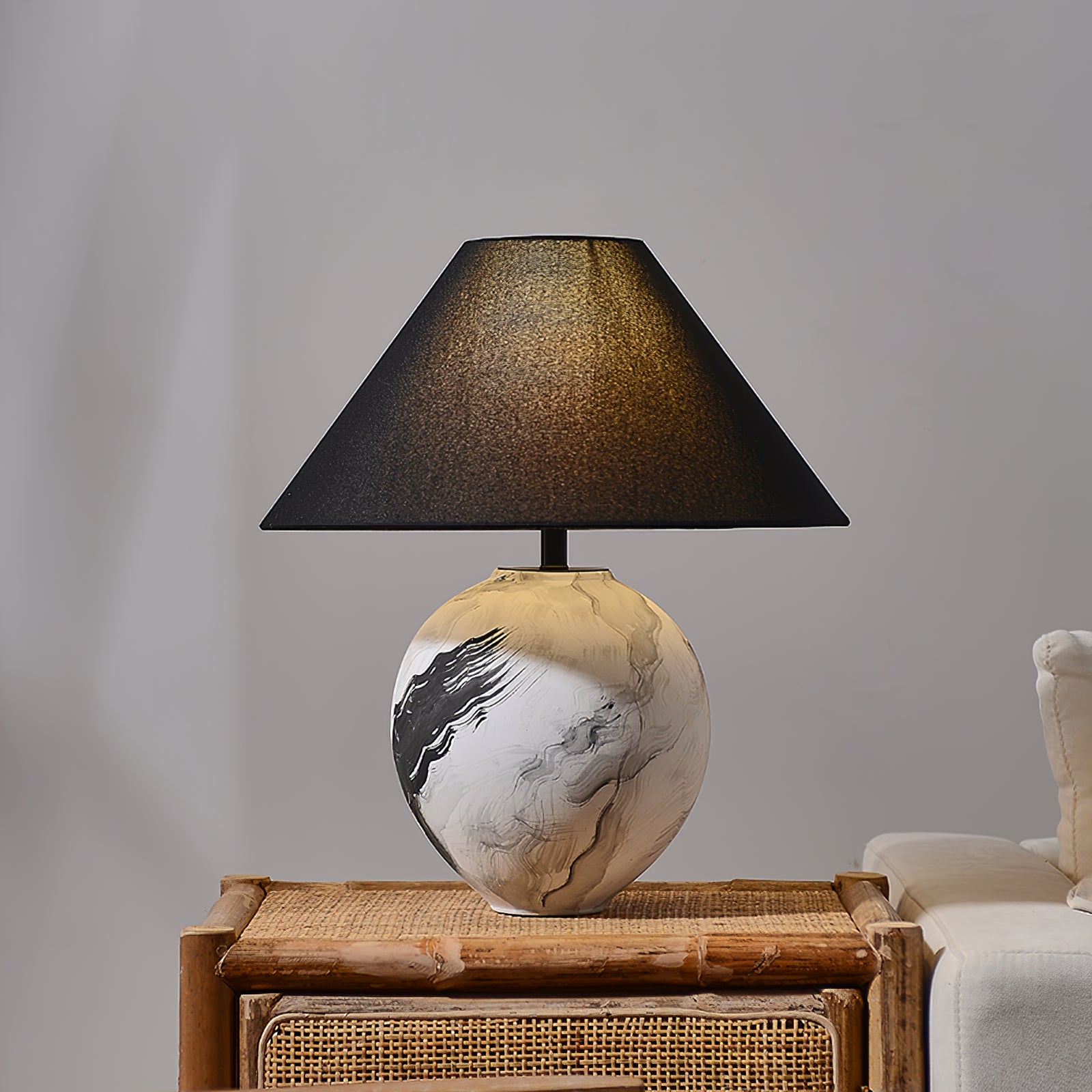 Mcnally Table Lamp - Lumpaz