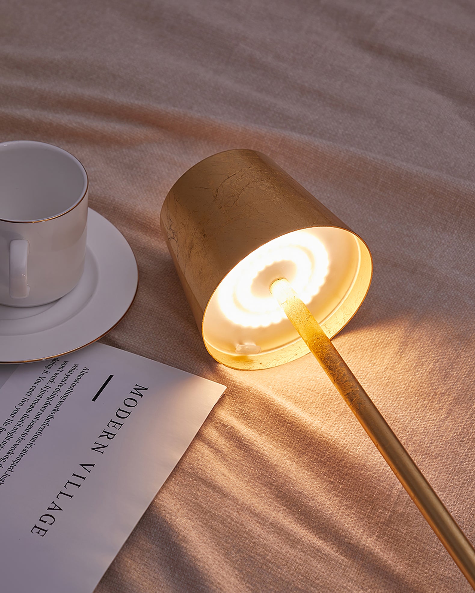 Poldina Built-in Battery Table Lamp - Lumpaz