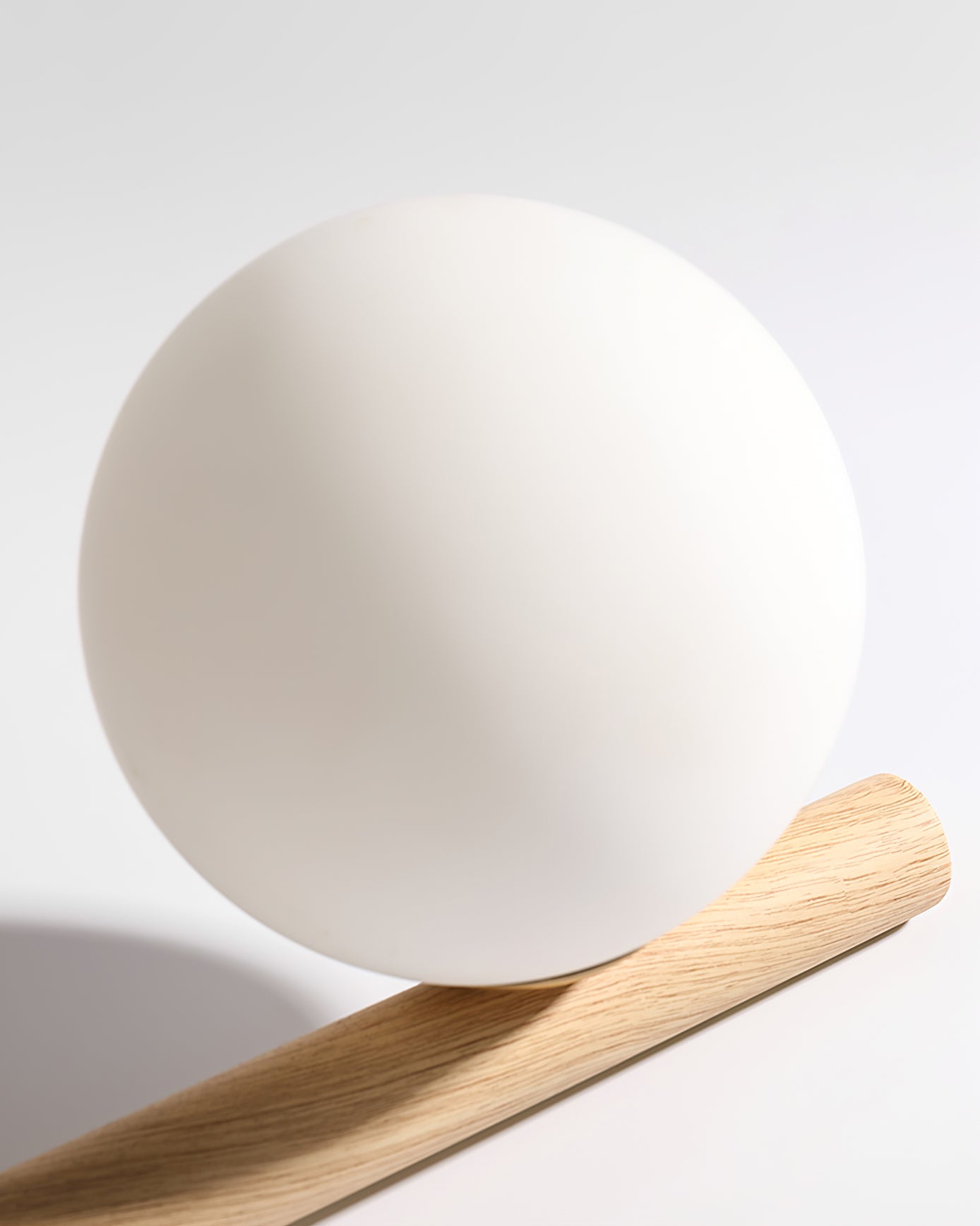 Line Ball Chandelier - Lumpaz