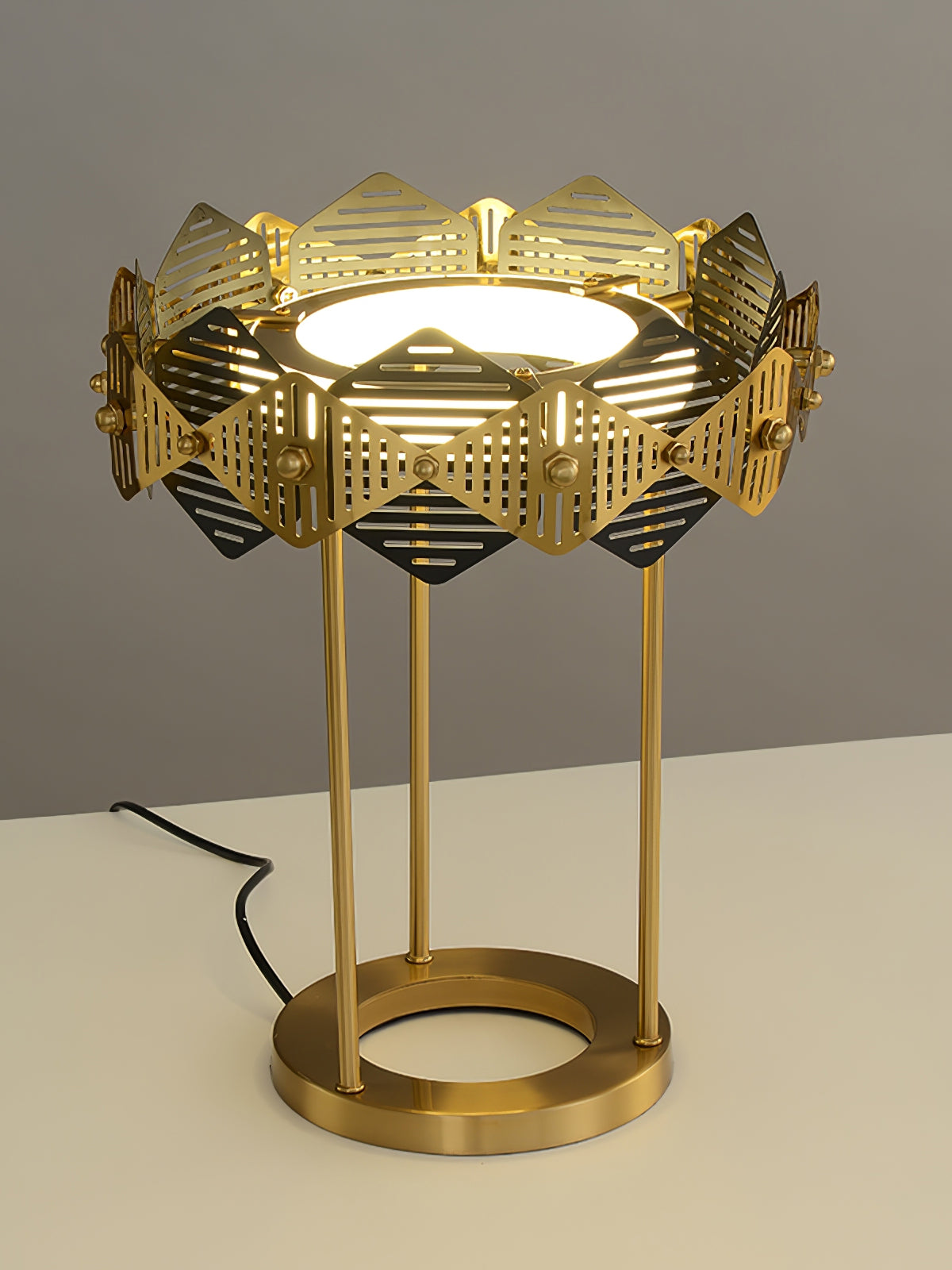 Rote Table Lamp - Lumpaz